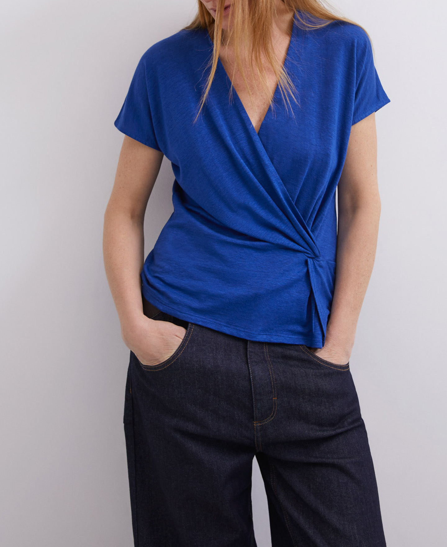 Stretch linen t-shirt image number 2