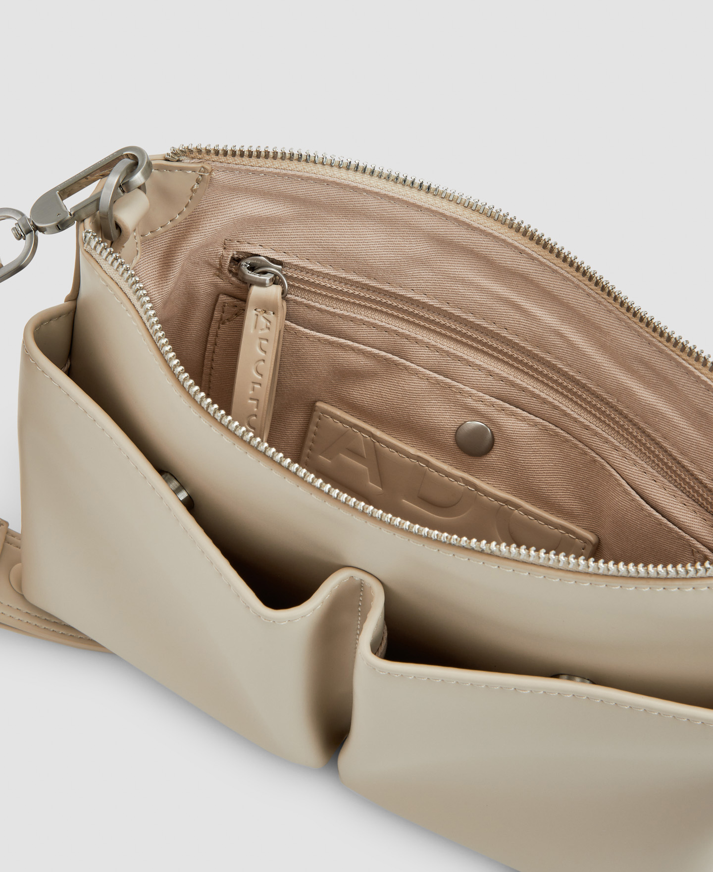 Recycled materials shoulder bag image number 2