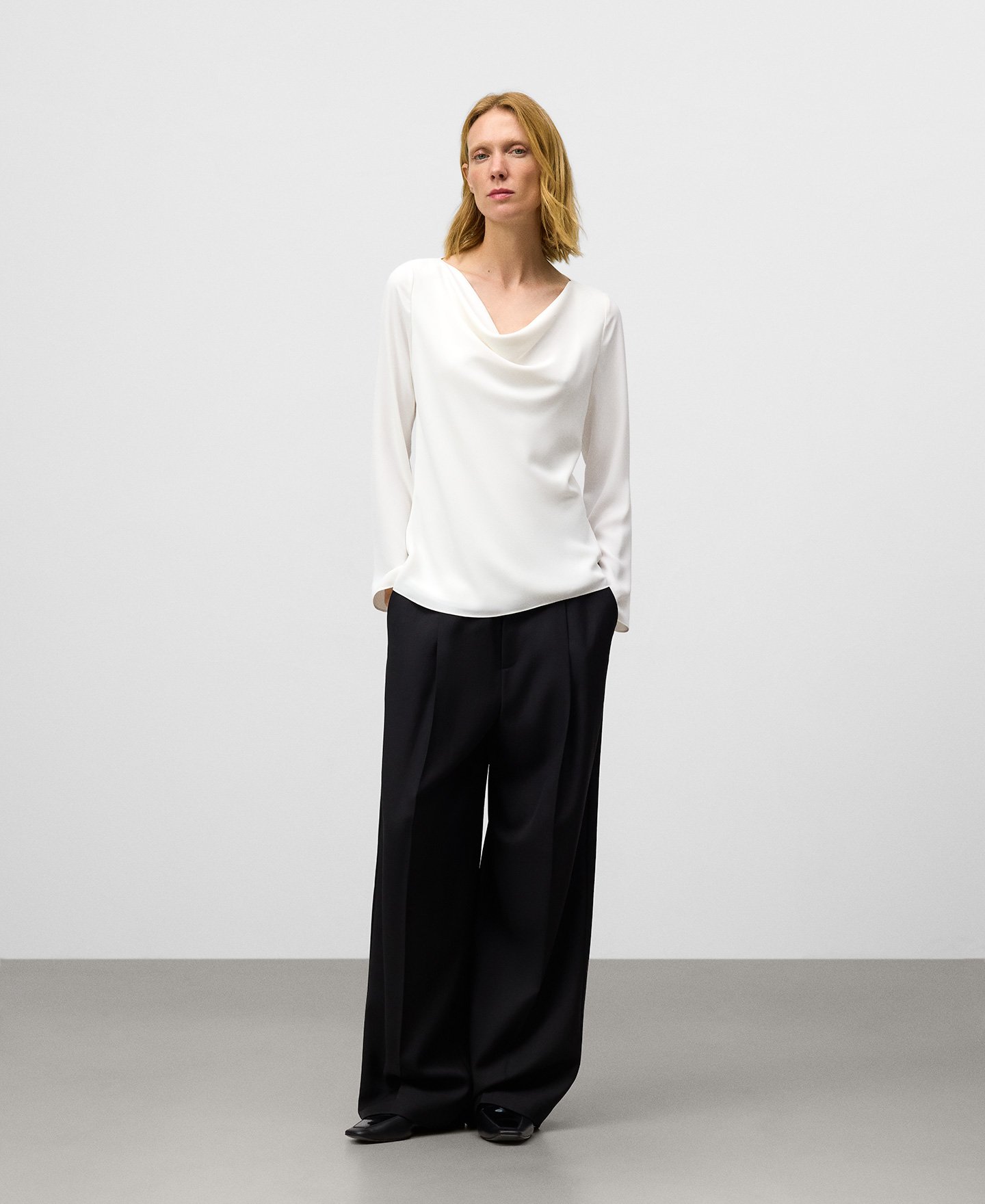 Draped collar top woman image number 1