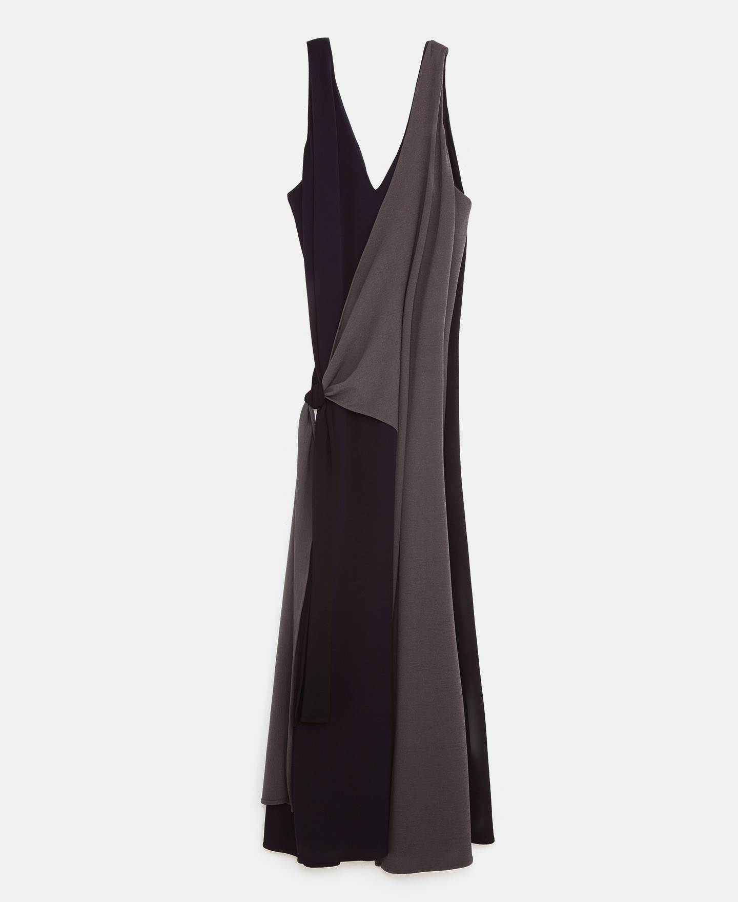 Circular pattern dress with buckle image number 5