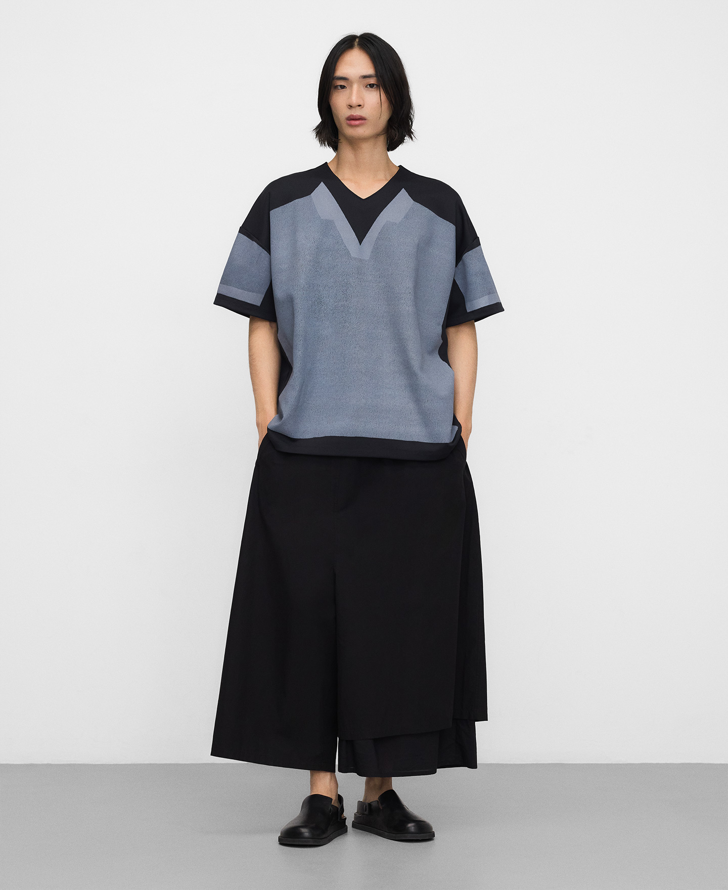 Camiseta oversize panel frontal image number 1