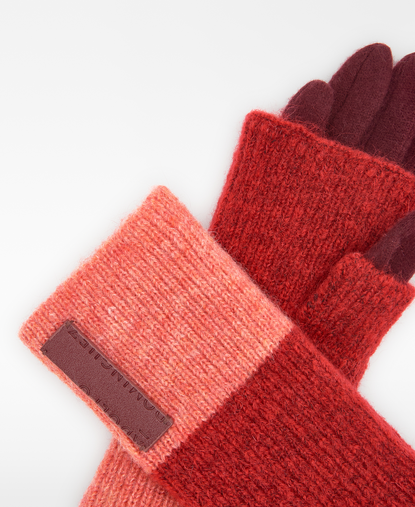 Dreifarbige wandelbare Strickhandschuhe image number 1