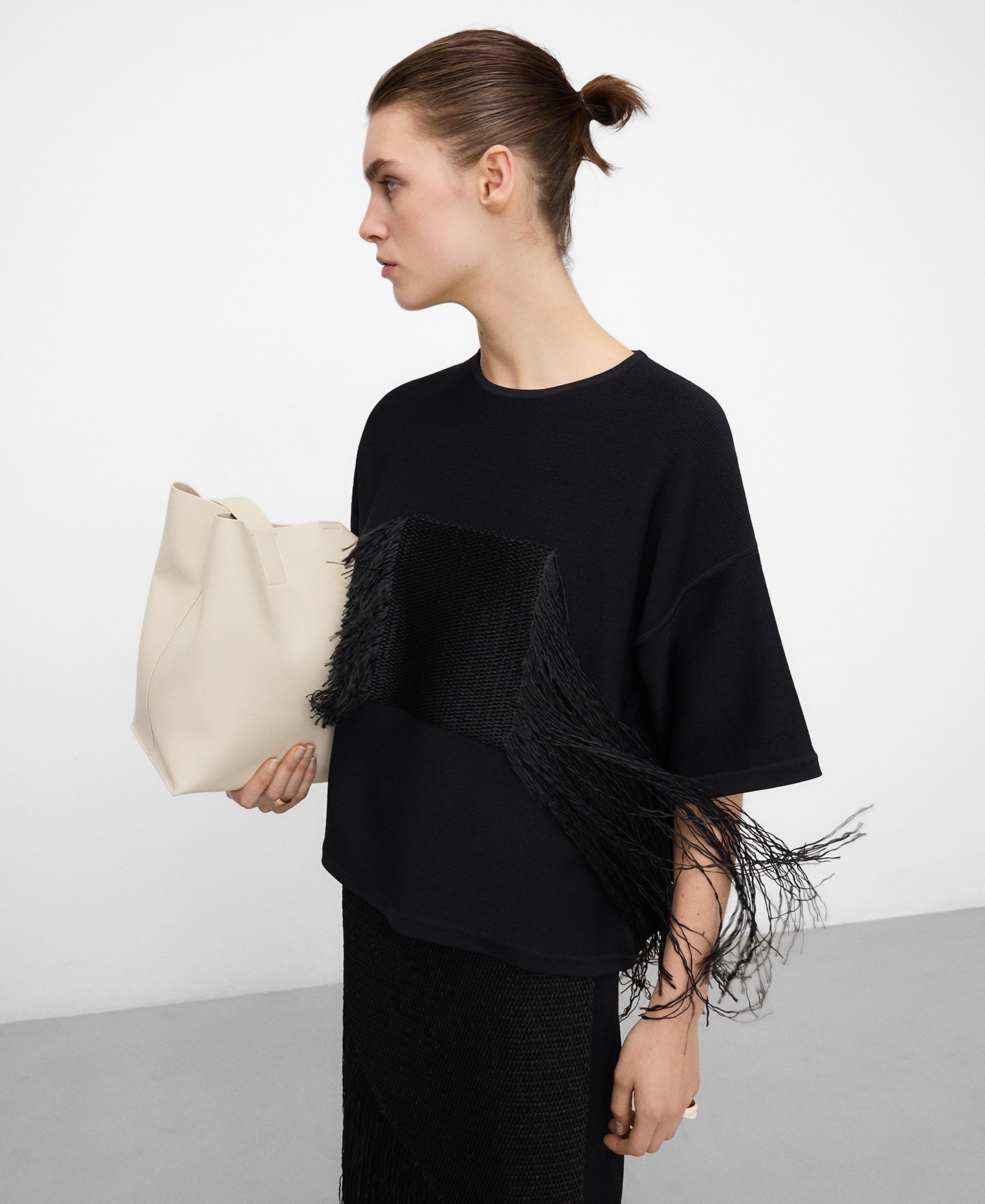 Raffia detail short sleeve sweater image number 0