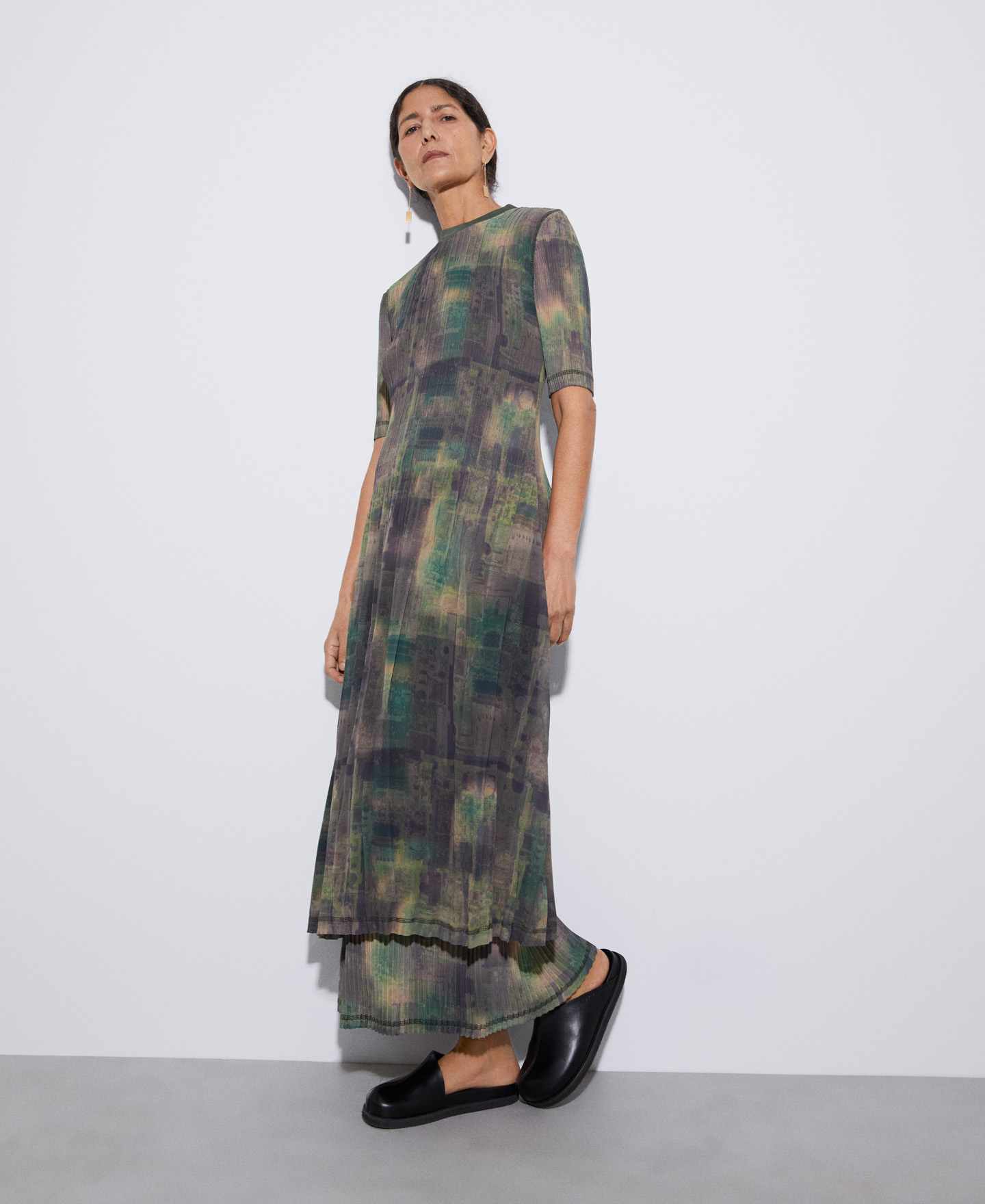 Vestido crinkle estampado image number 1