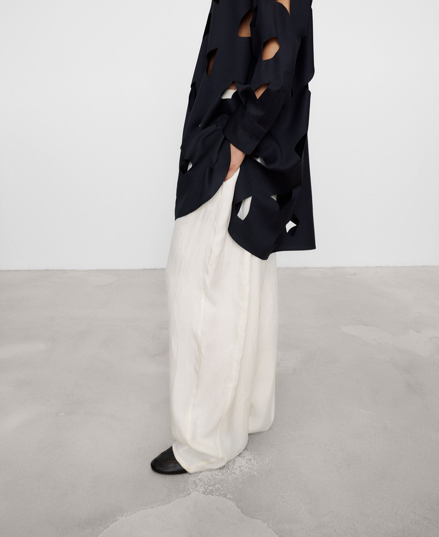 Camisa oversize troquelada image number 3