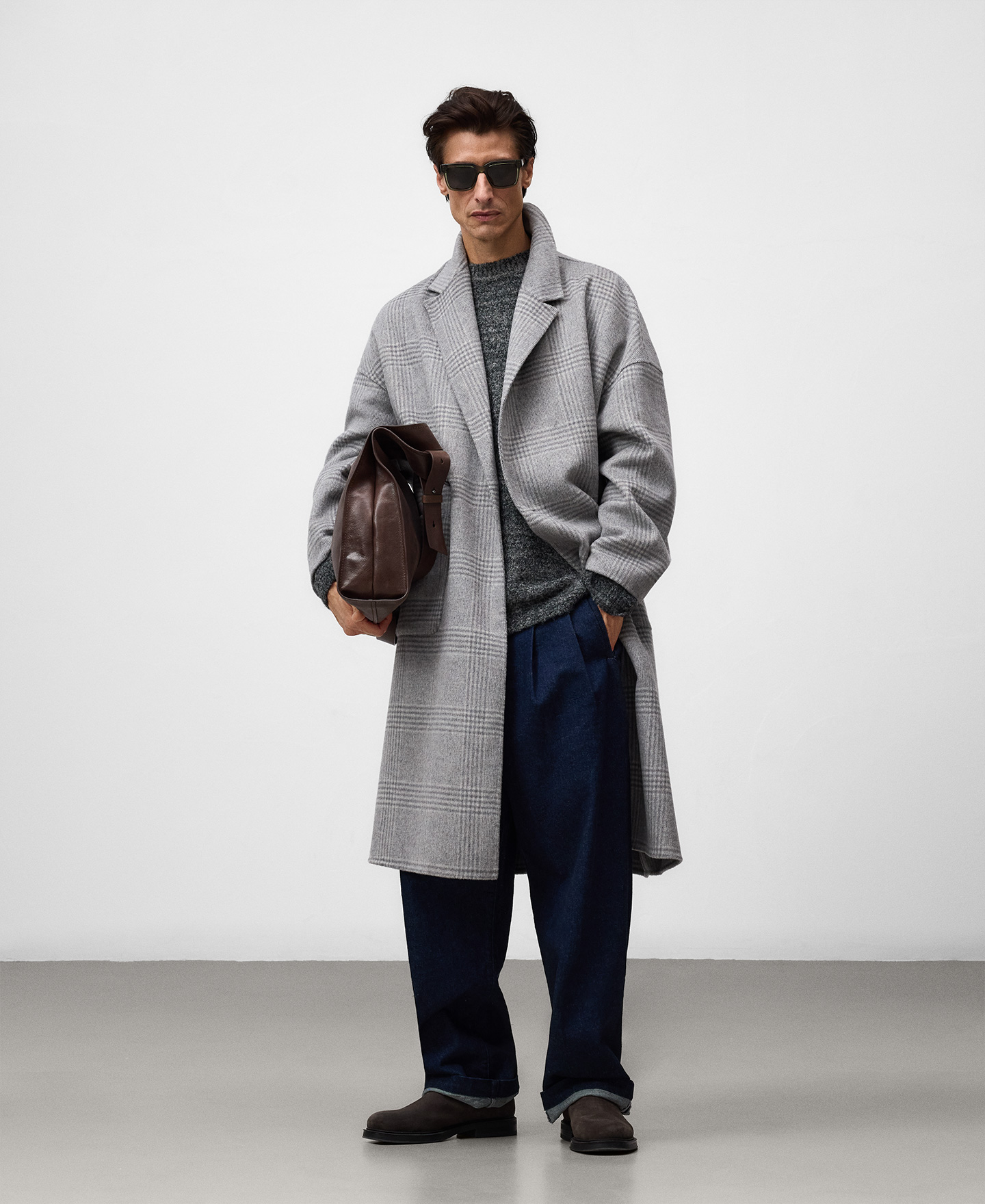 Double-faced checkered coat man image number 1