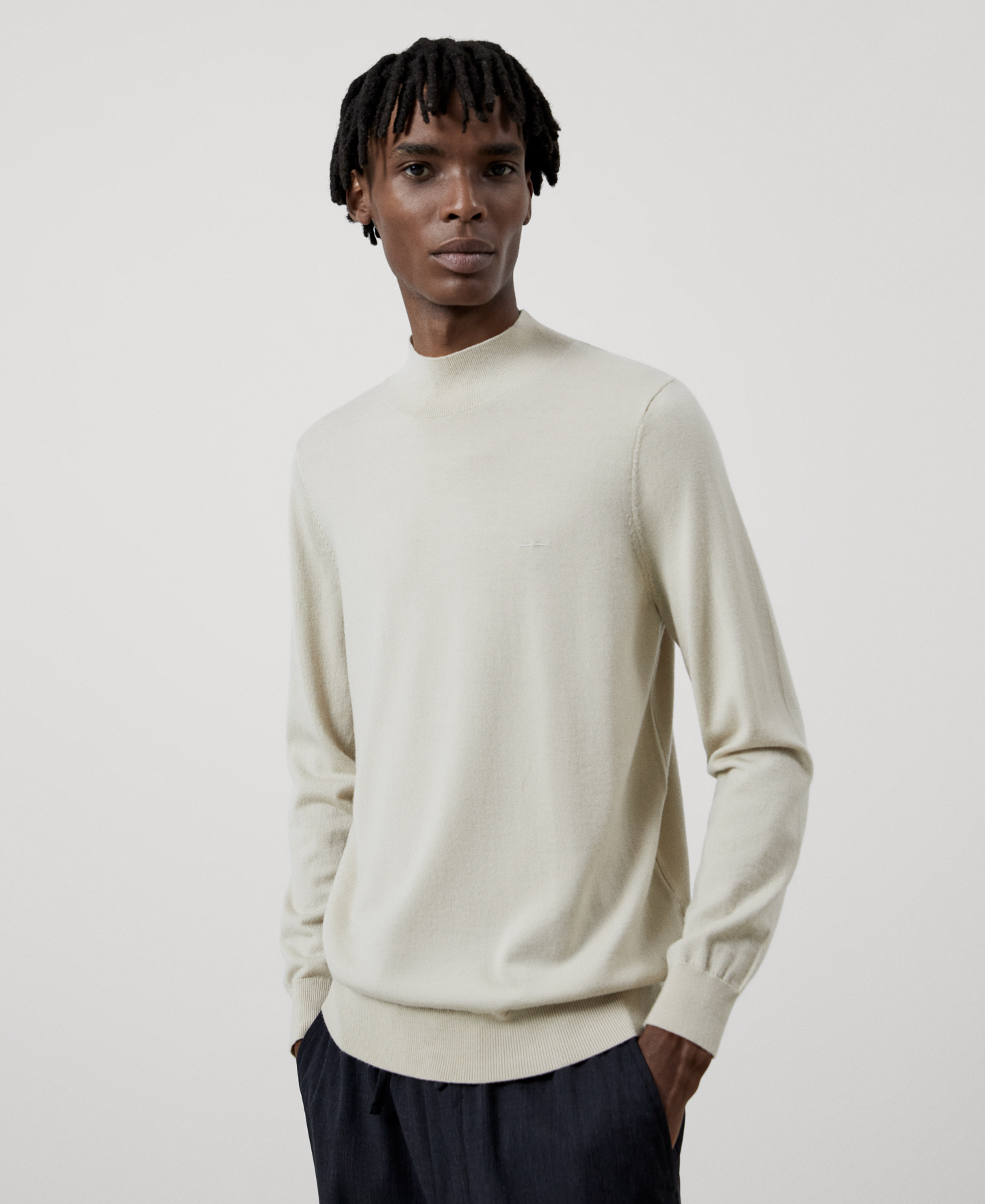 Merino wool perkins collar sweater image number 0