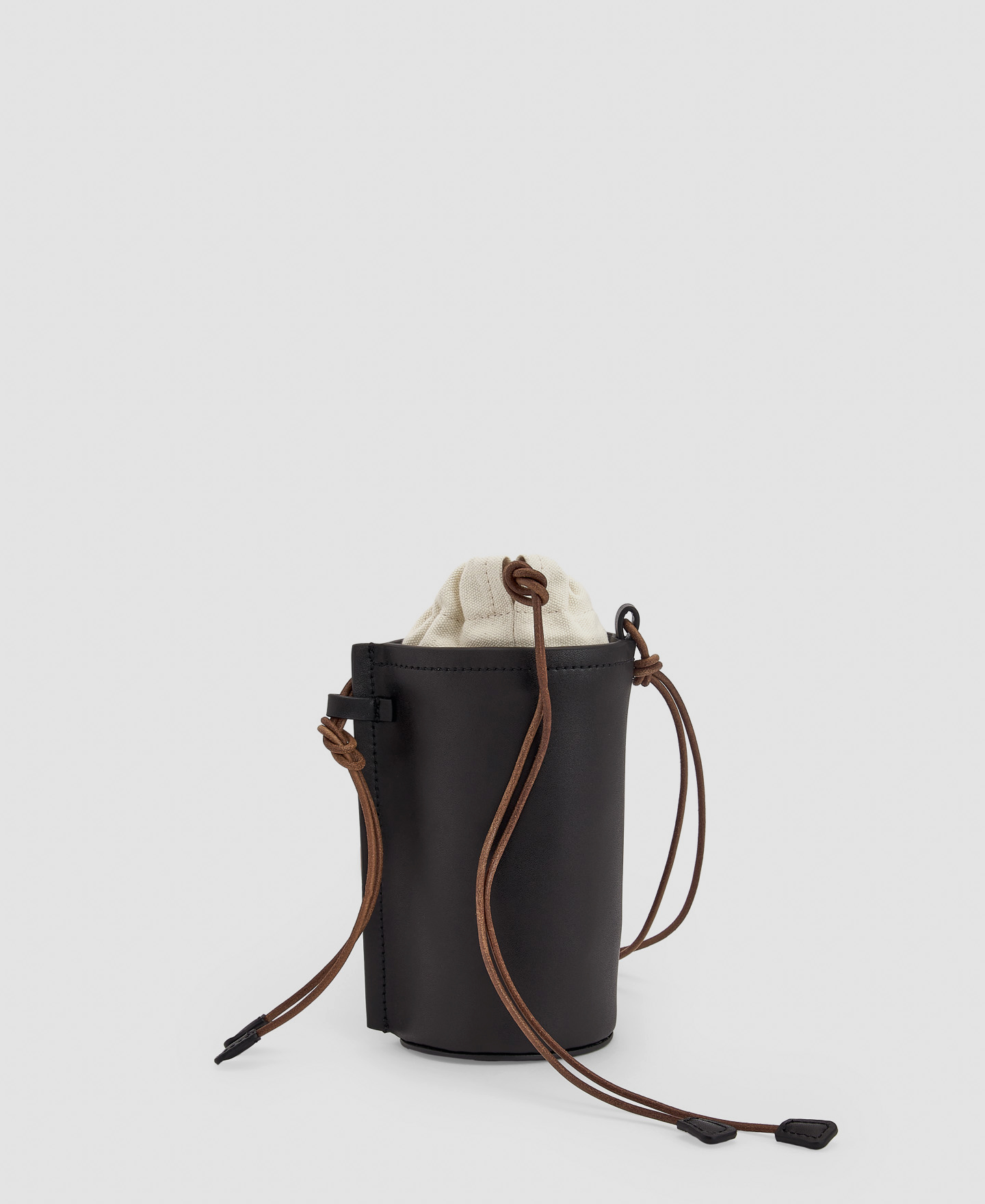 Circular shoulder bag in bovine leather image number 0