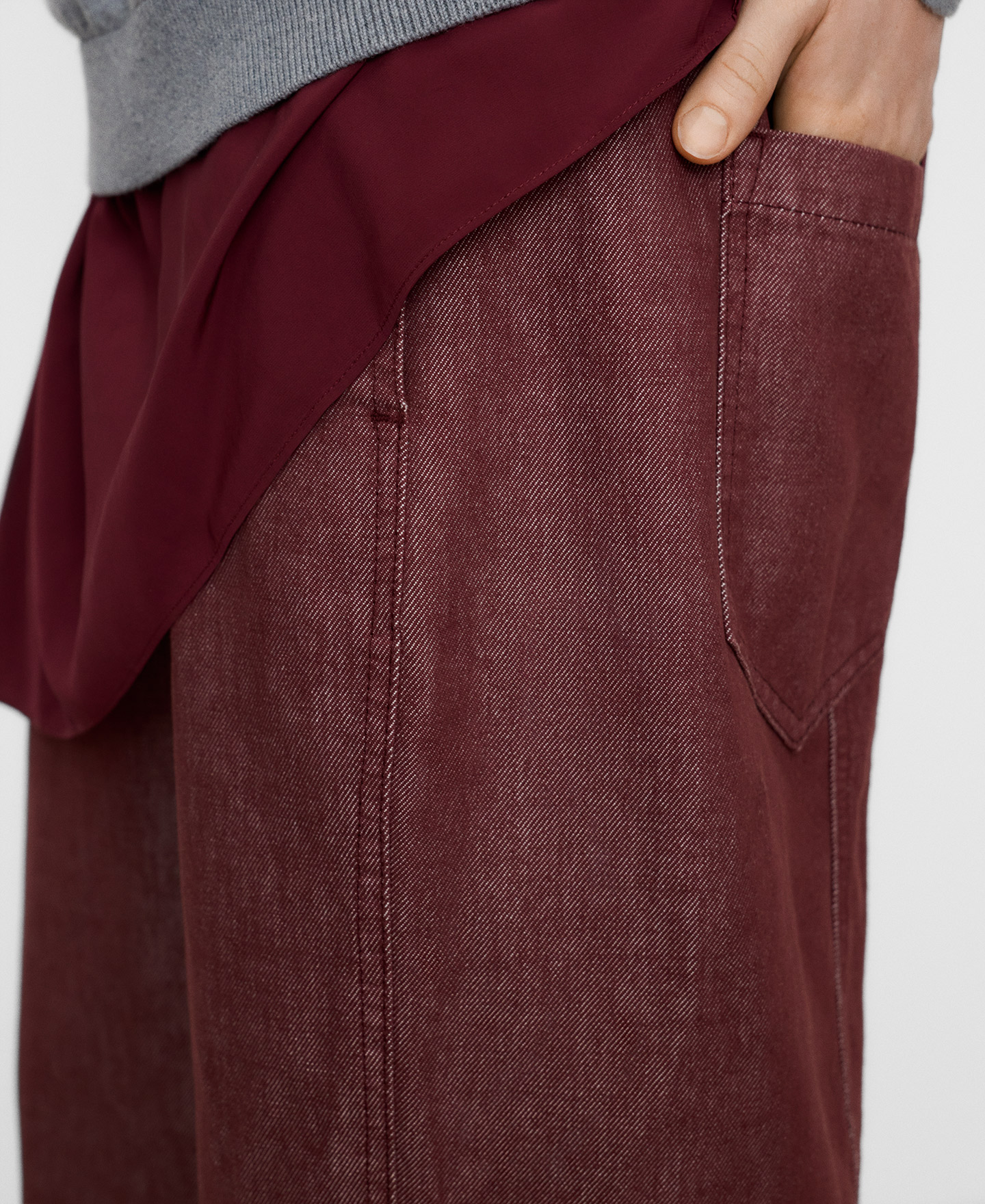 Pantal&oacute;n barrel fit denim image number 3