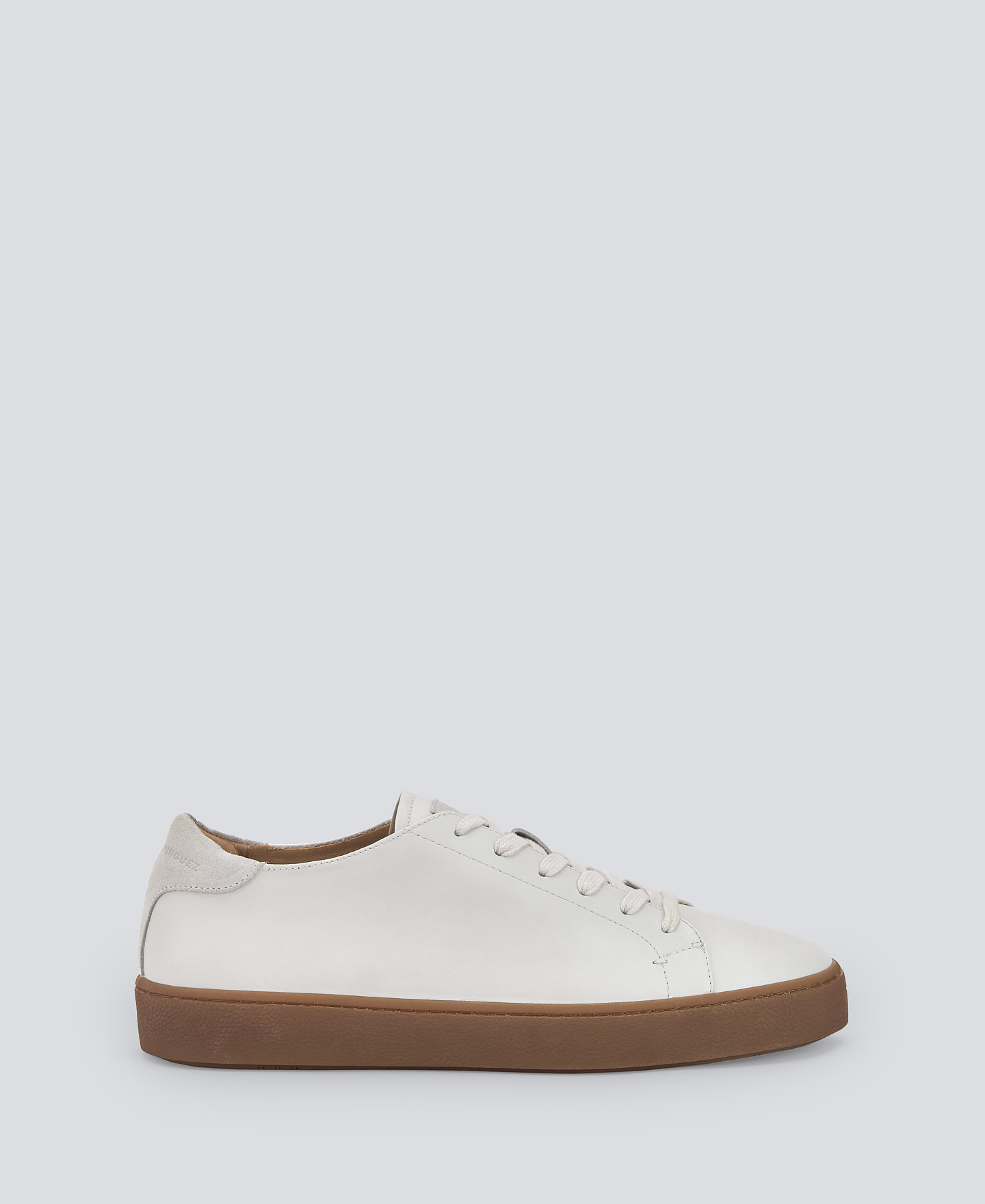 Basic sneaker man image number 0