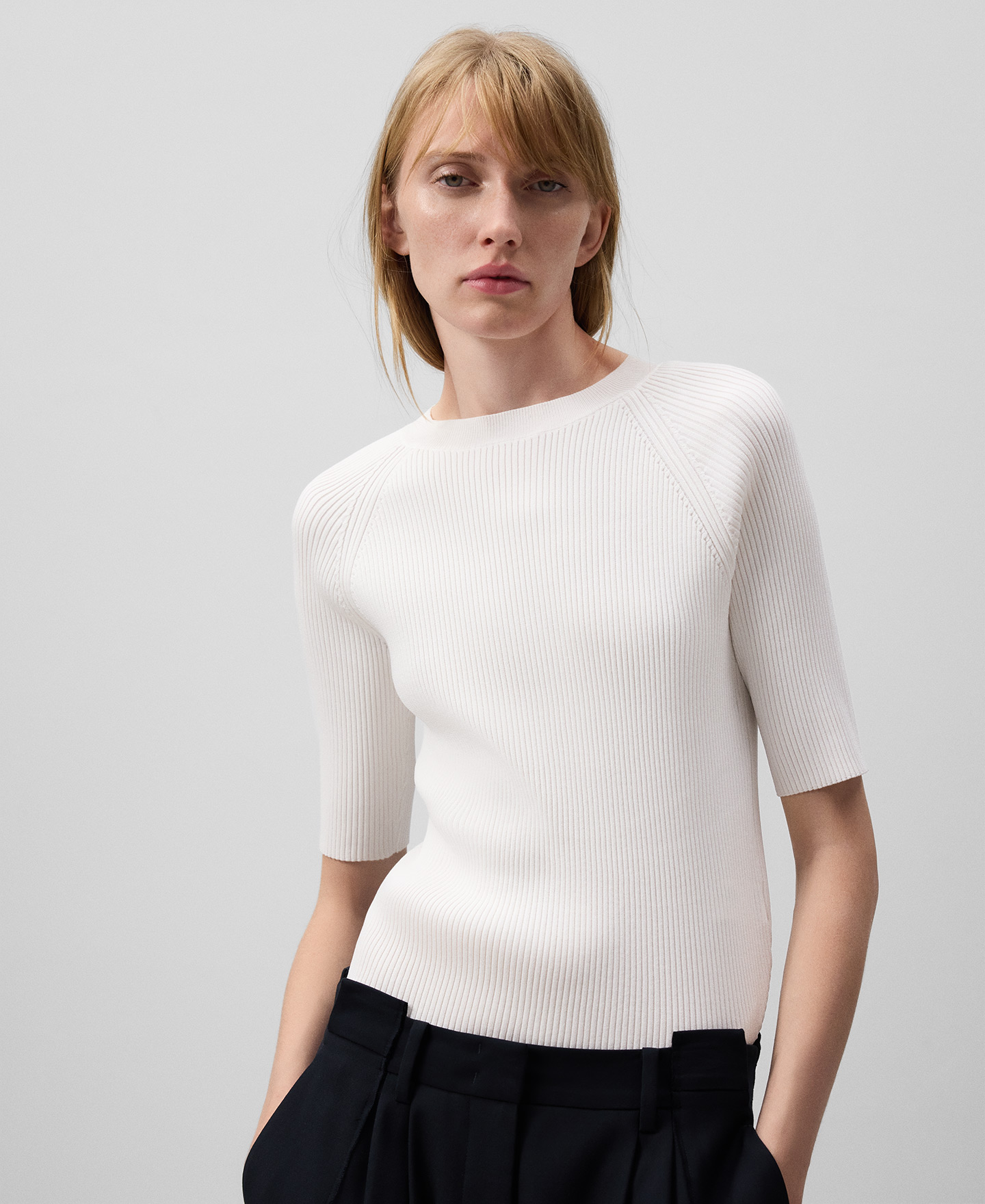 Pull à manches courtes en maille côtelée femme image number 0