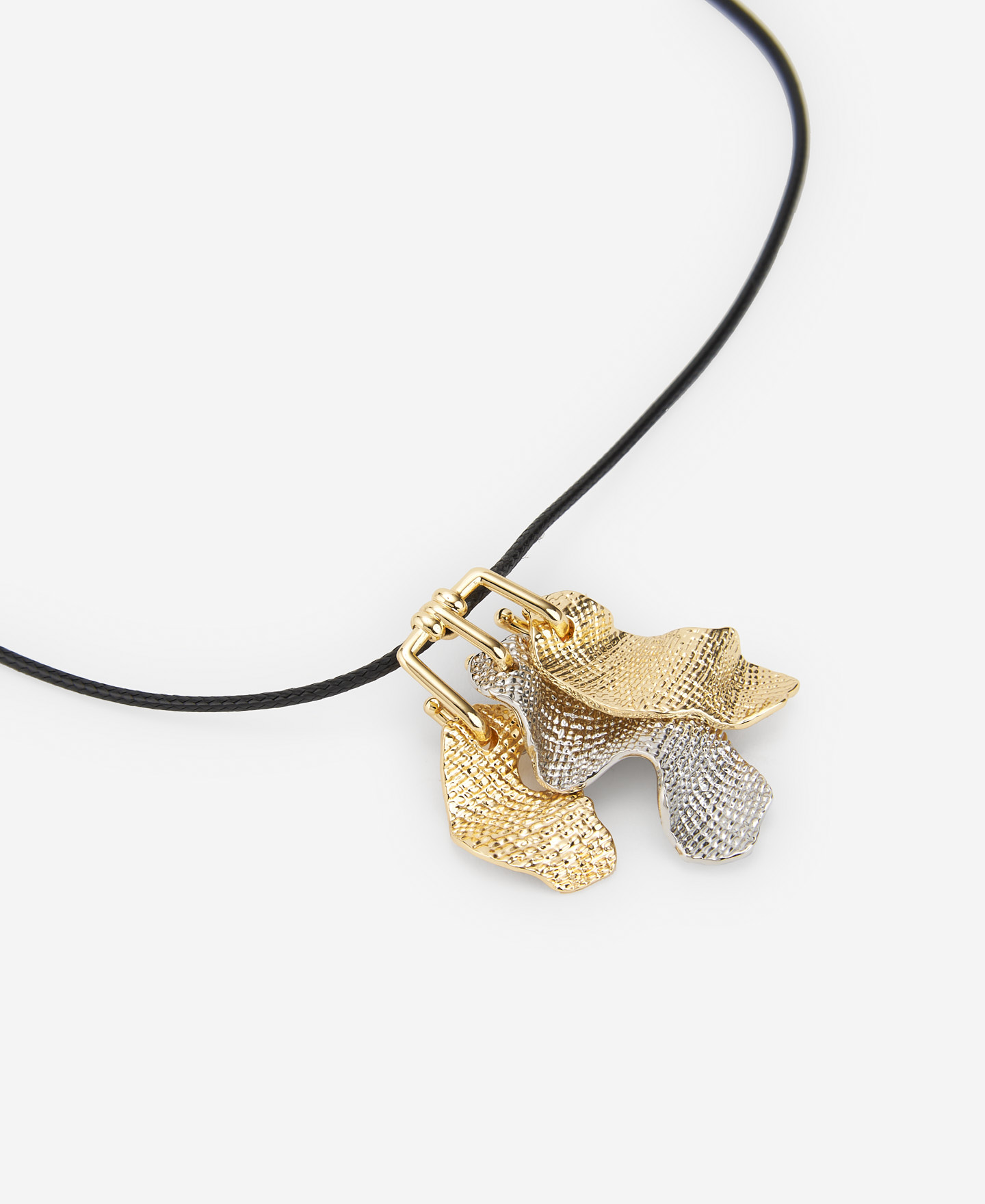 Three piece pendant in zinc and cotton image number 1