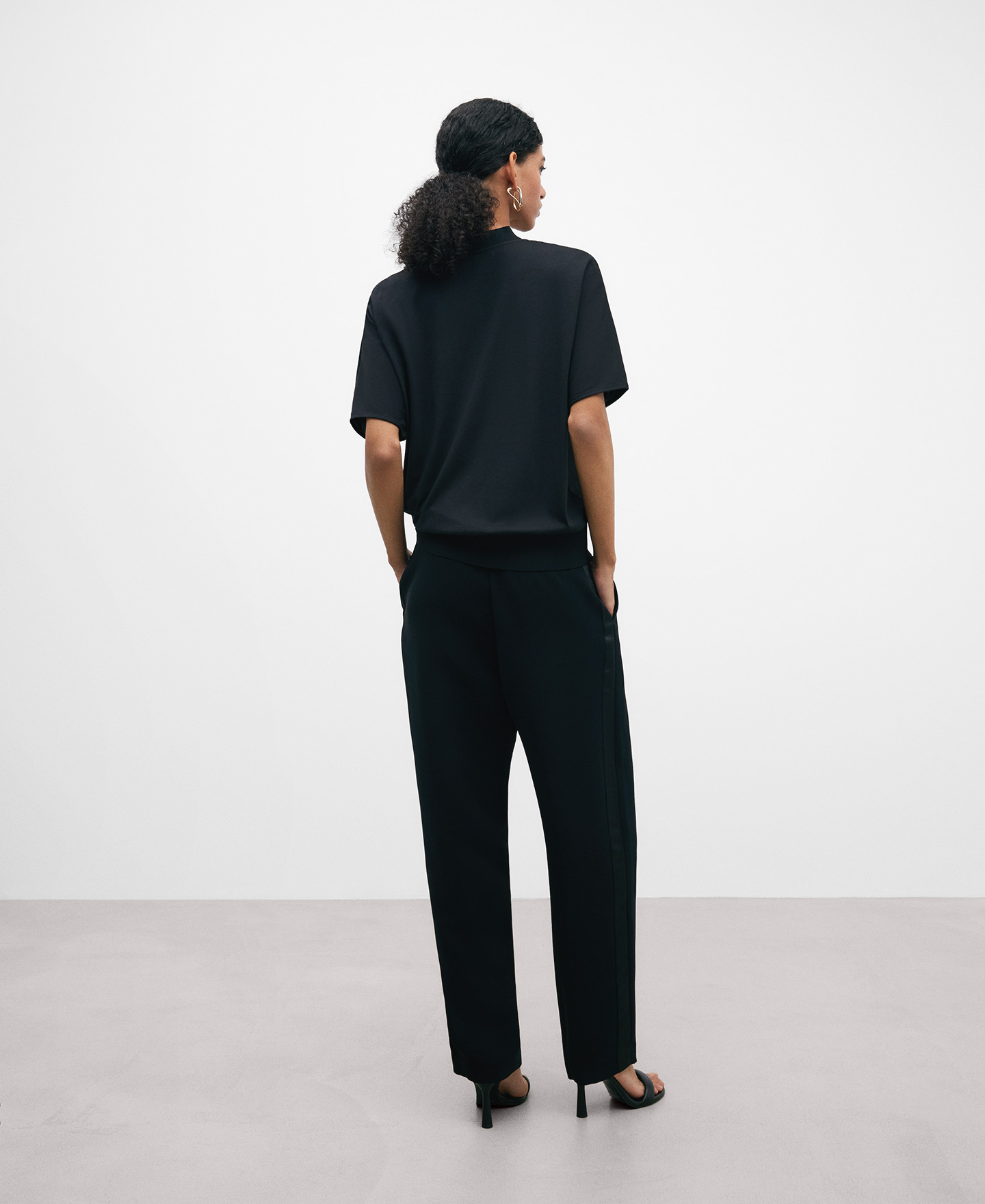 V-neckline blouse image number 2
