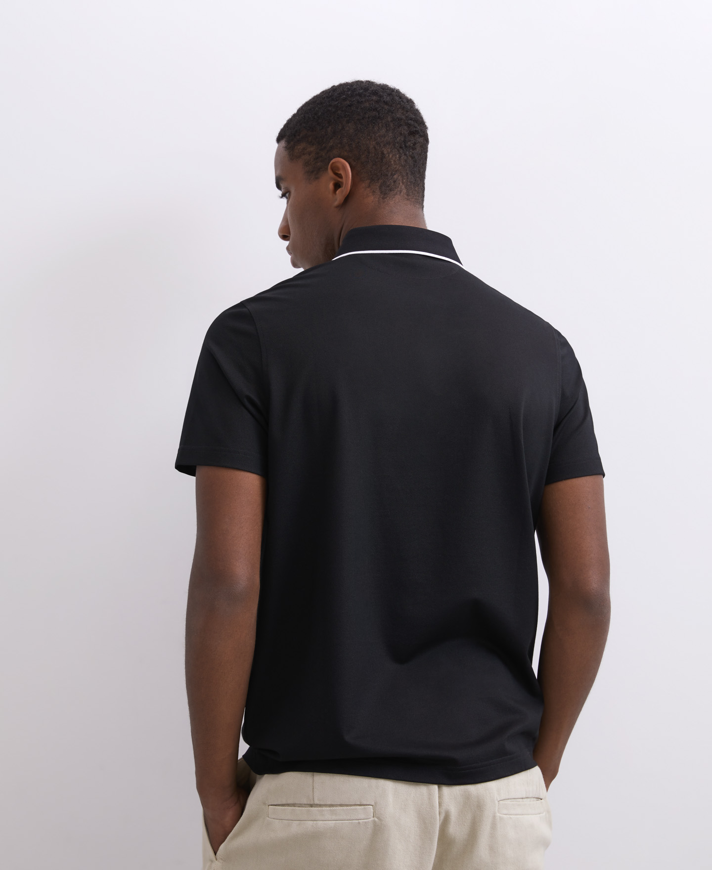 White shirt collar polo image number 1