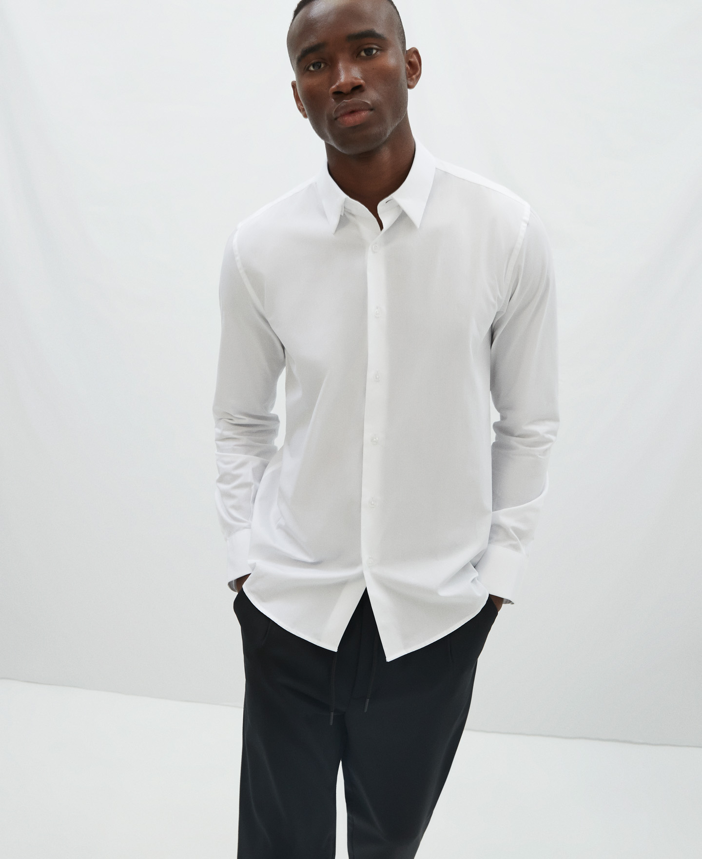 Cotton shirt with hidden button image number 0