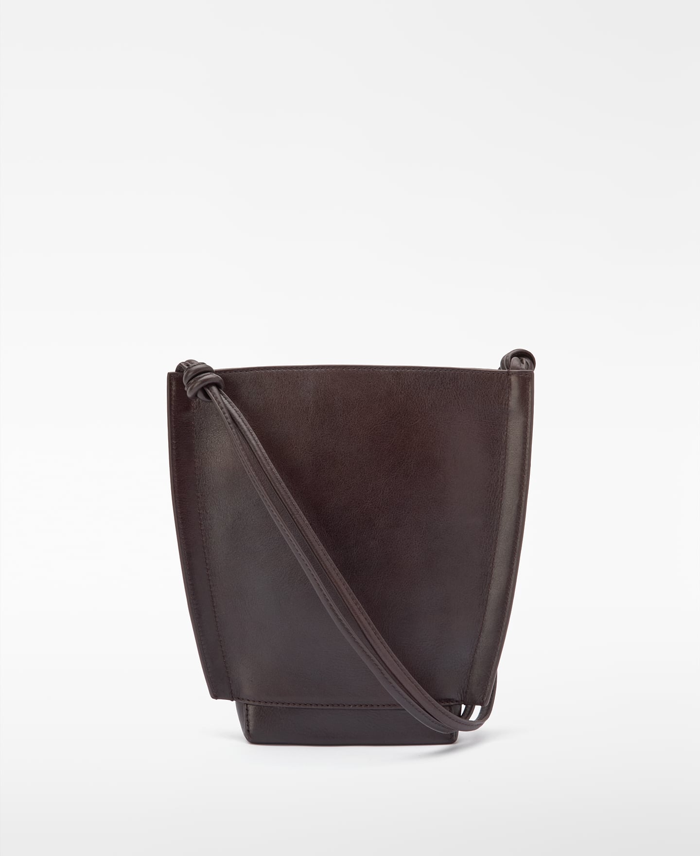 Leather bucket bag image number 1