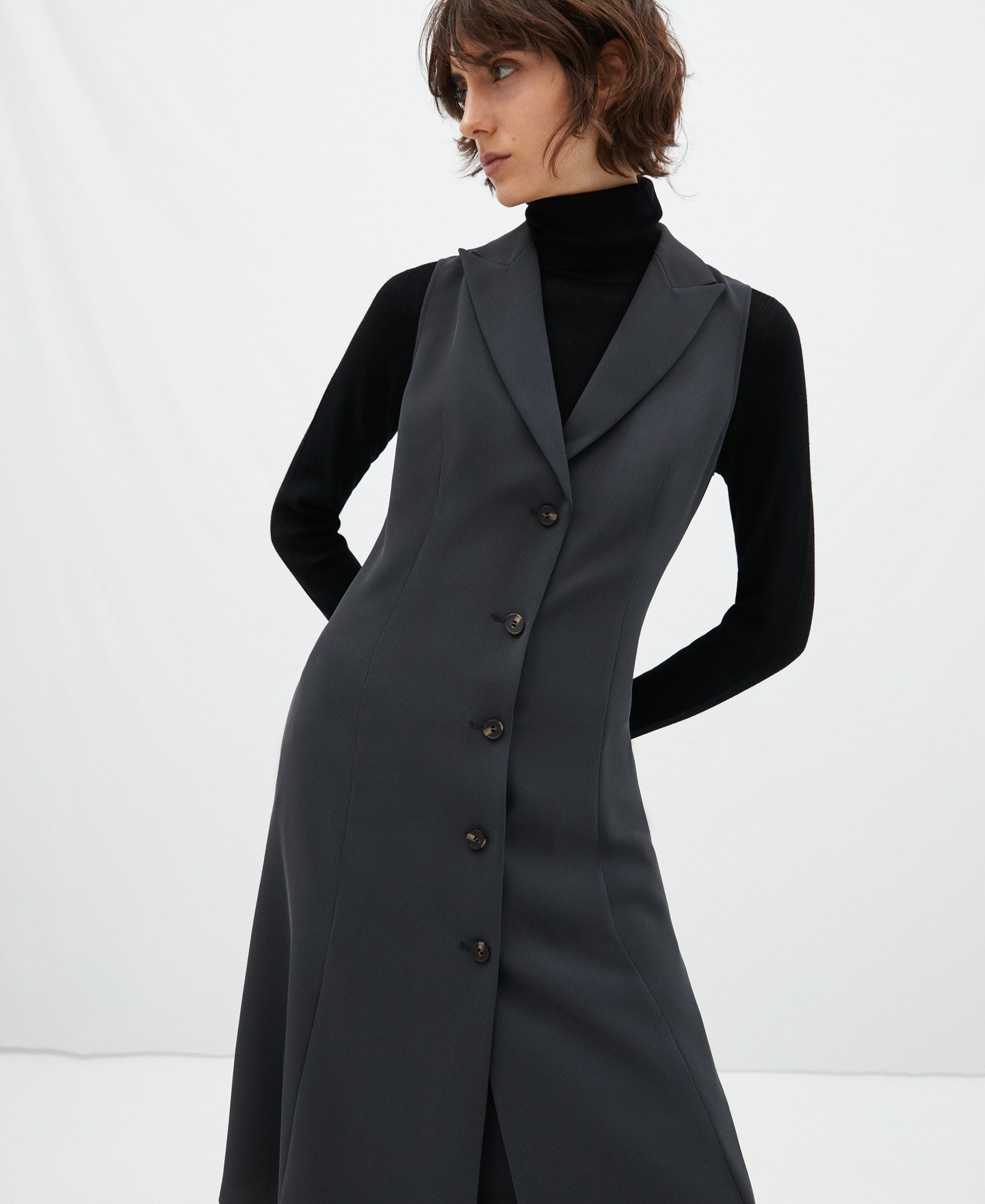 Lapel collar vest image number 0