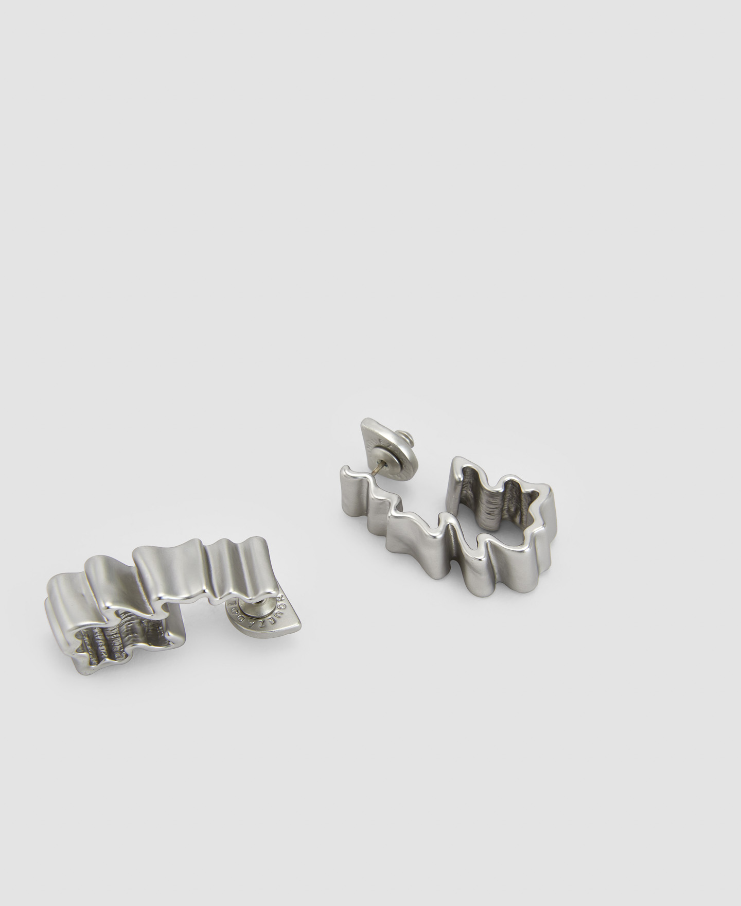 Boucles d’oreilles plis en zinc image number 1