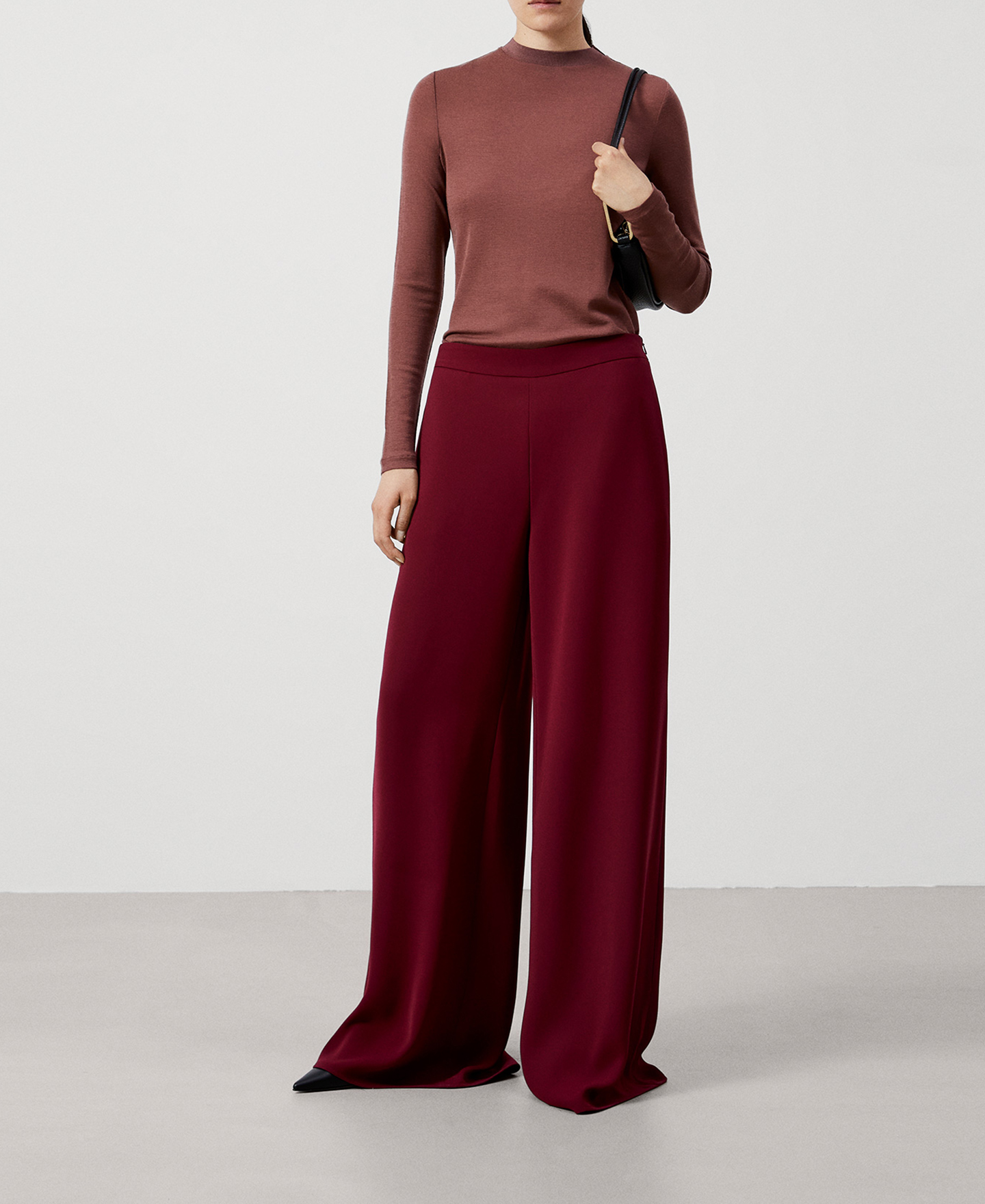 Long sleeve merino wool sweater image number 1