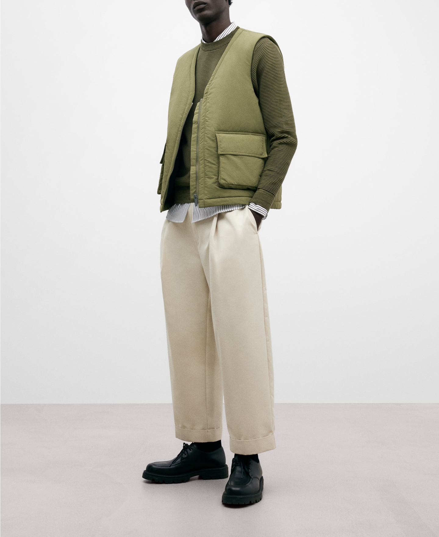 Mixed khaki crew neckline sweater image number 1