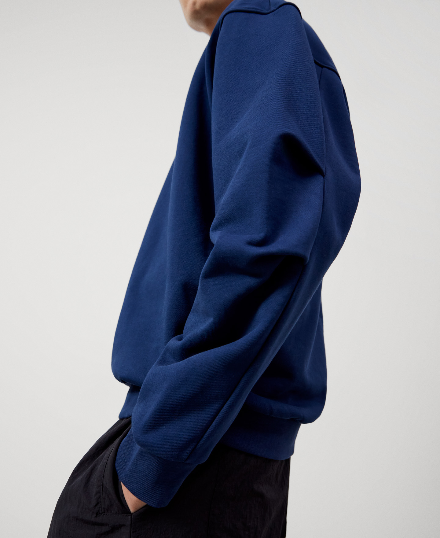 Crew neck cotton sweatshirt image number 3