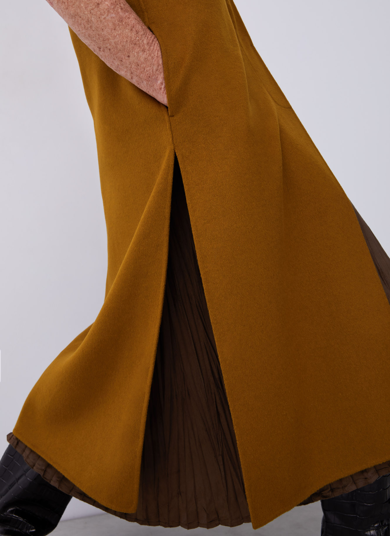 Chaleco extralargo en merino image number 4