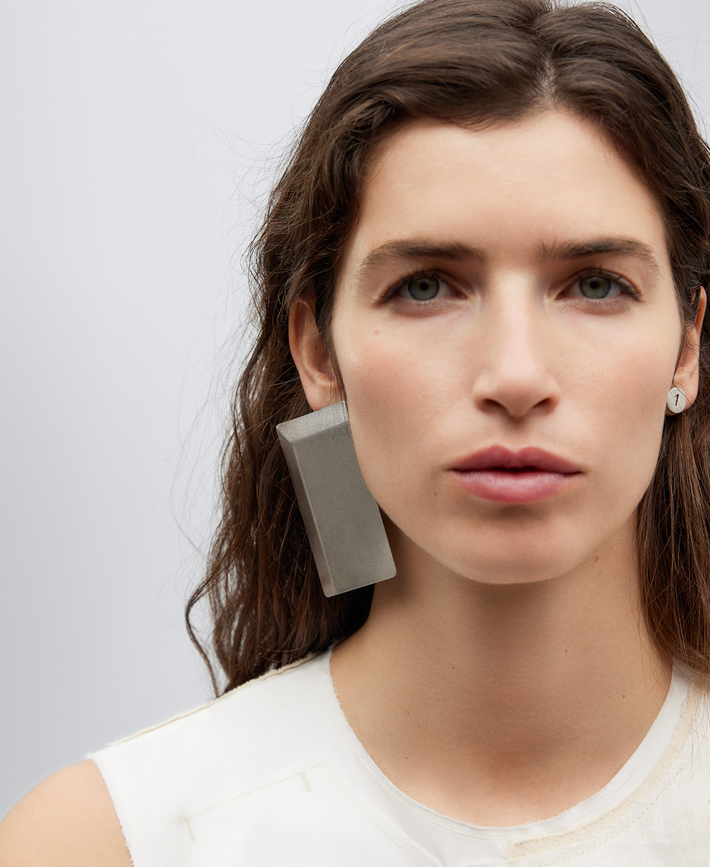 Silver asymmetric earrings woman image number 3