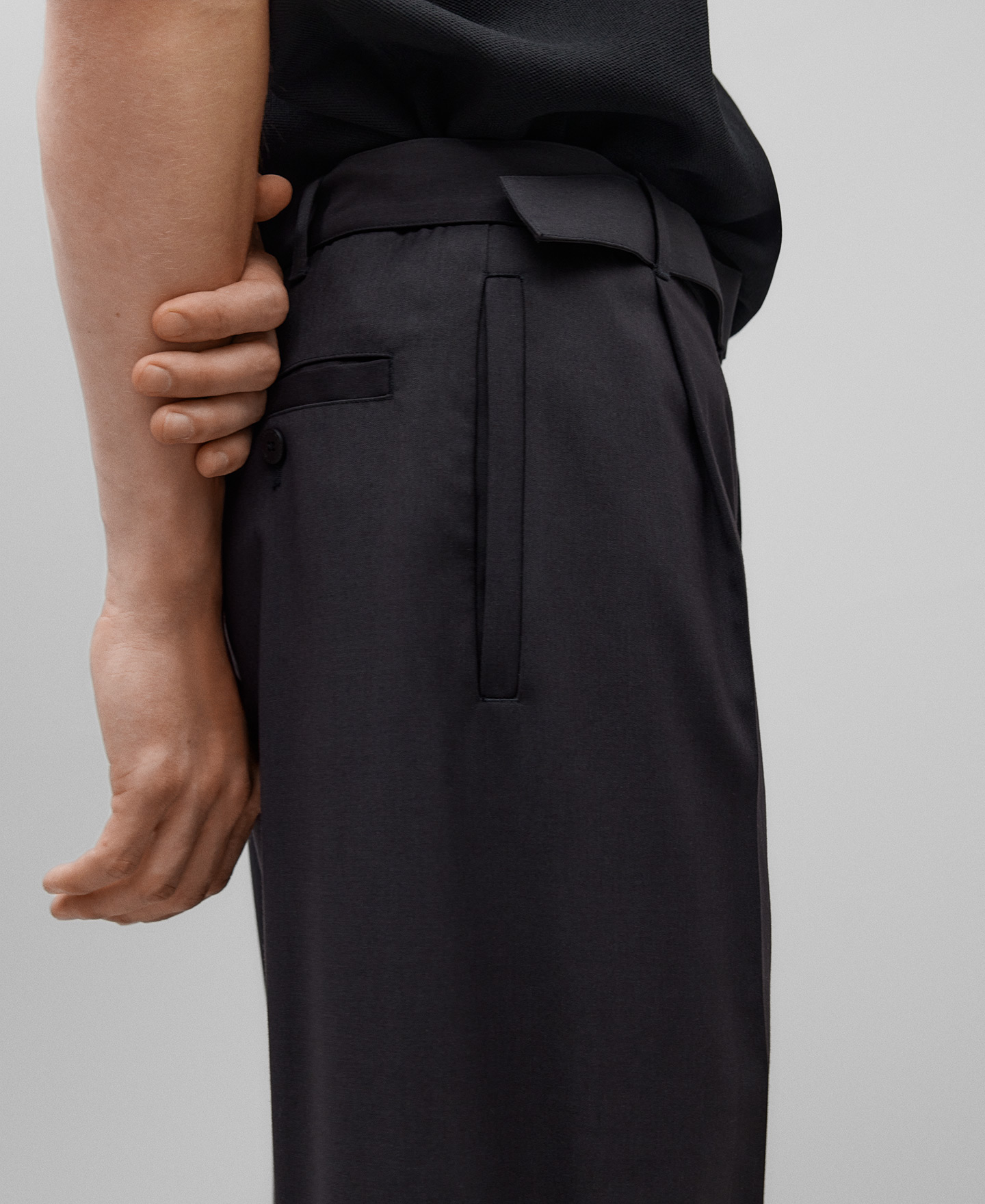 Wide leg trousers with belt man image number 3