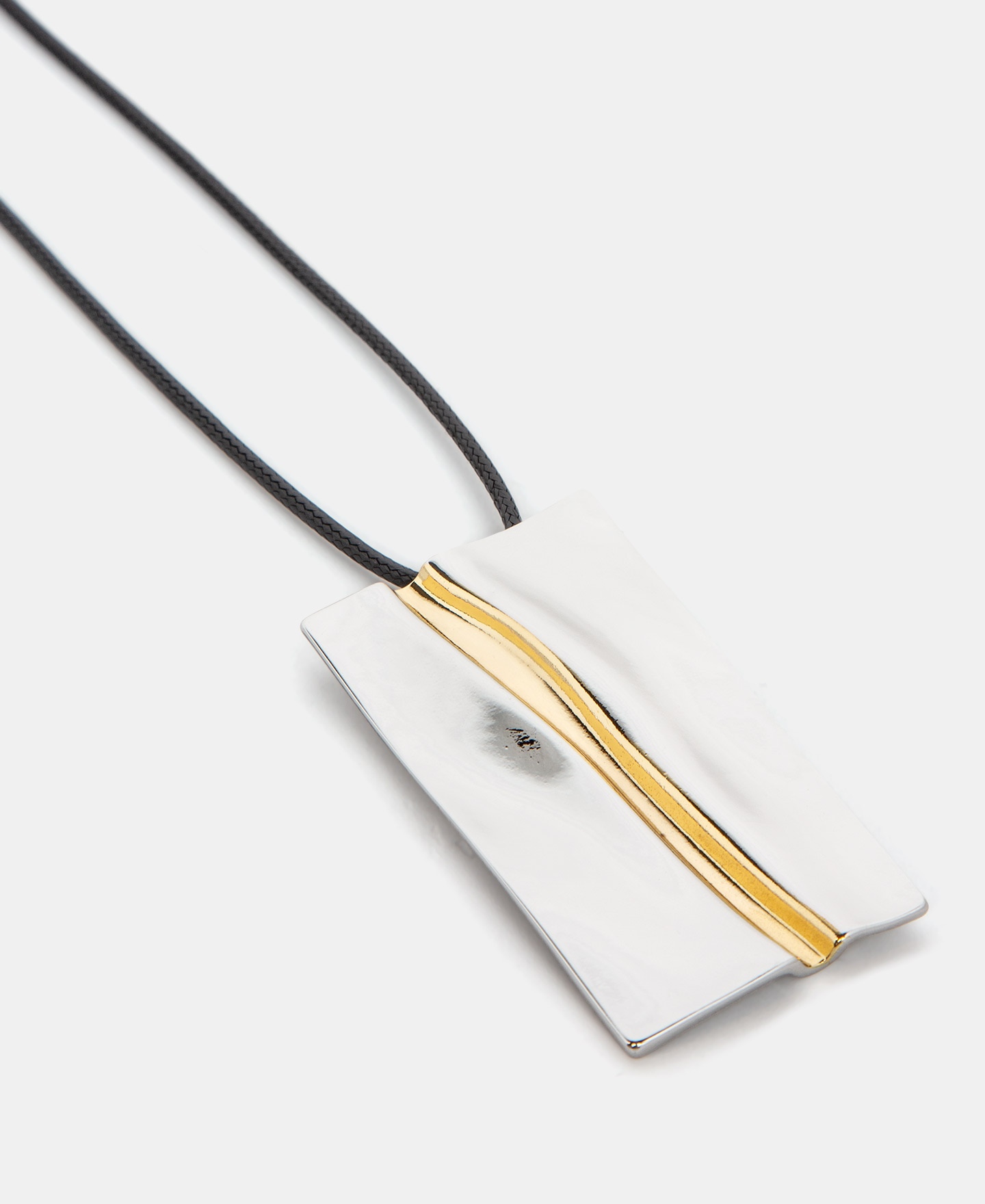 Zinc crack pendant image number 1