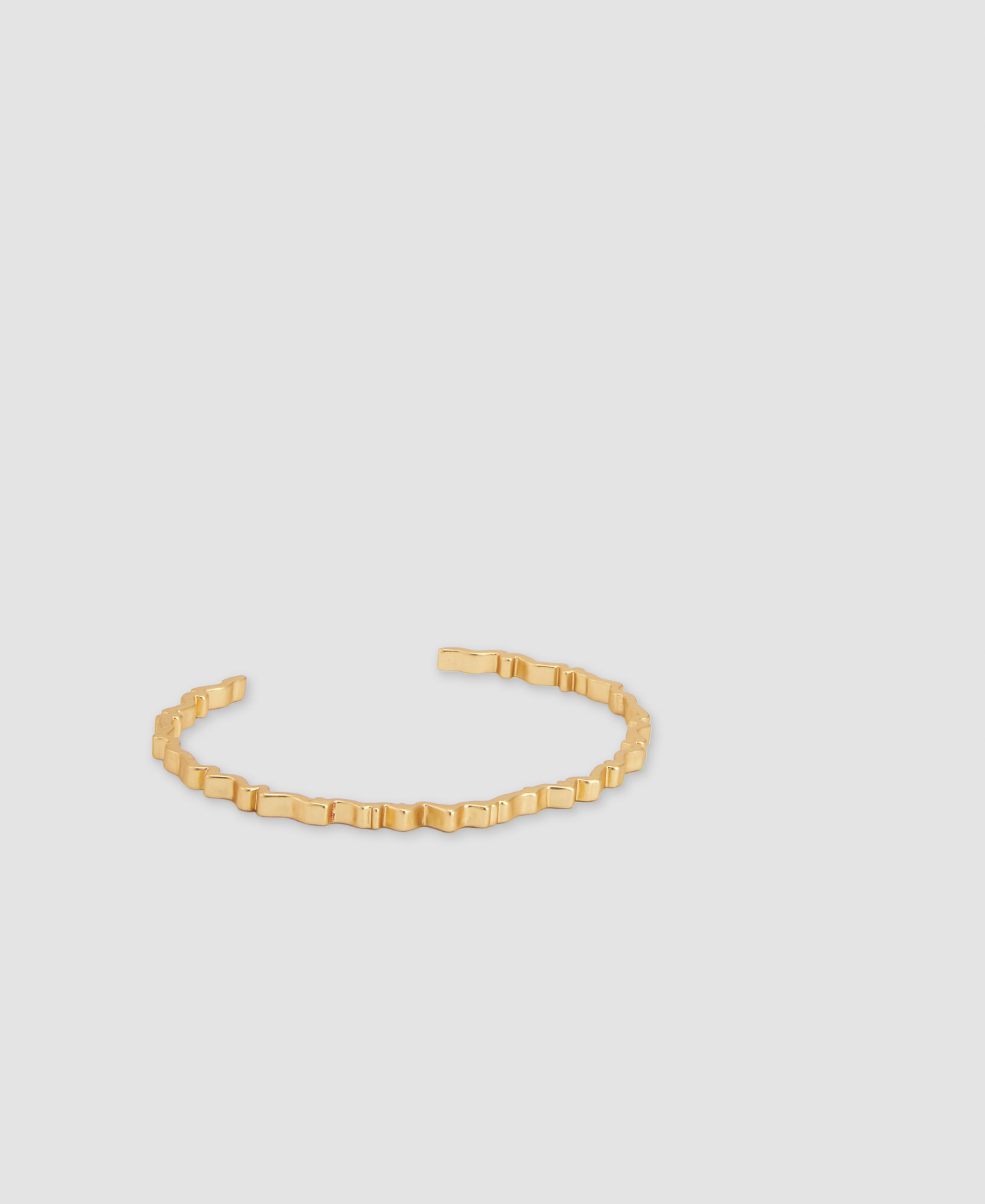 Folded bracelet image number 1