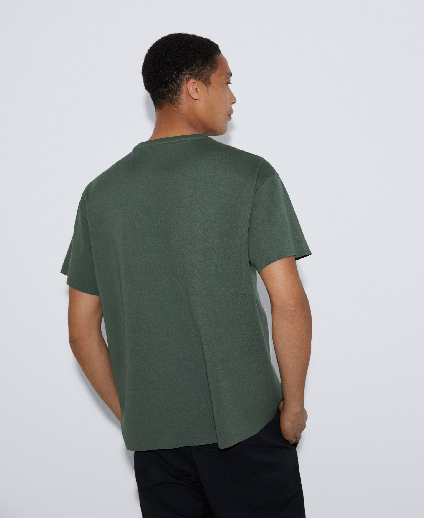Viscose pocket T-shirt responsible image number 2