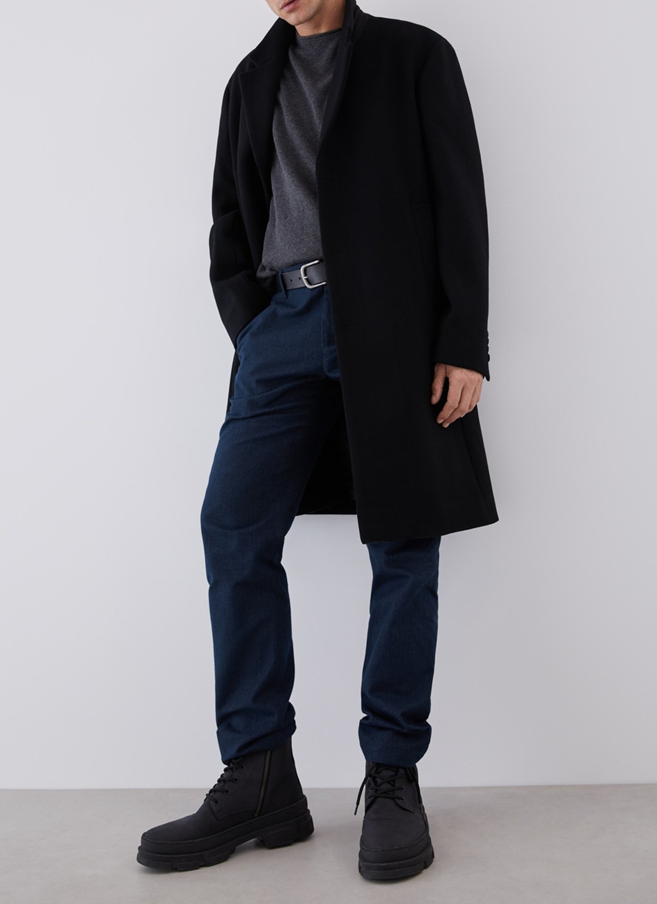 Cotton chino with herringbone pattern image number 3