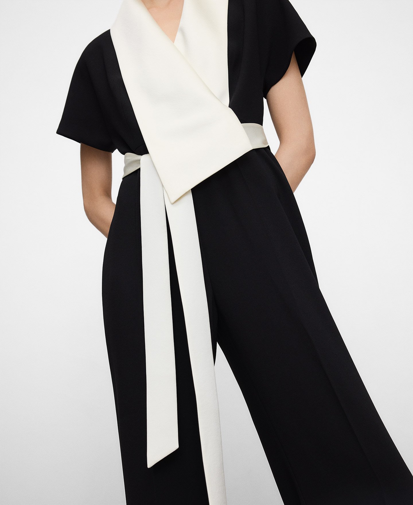 Mono largo bicolor image number 3