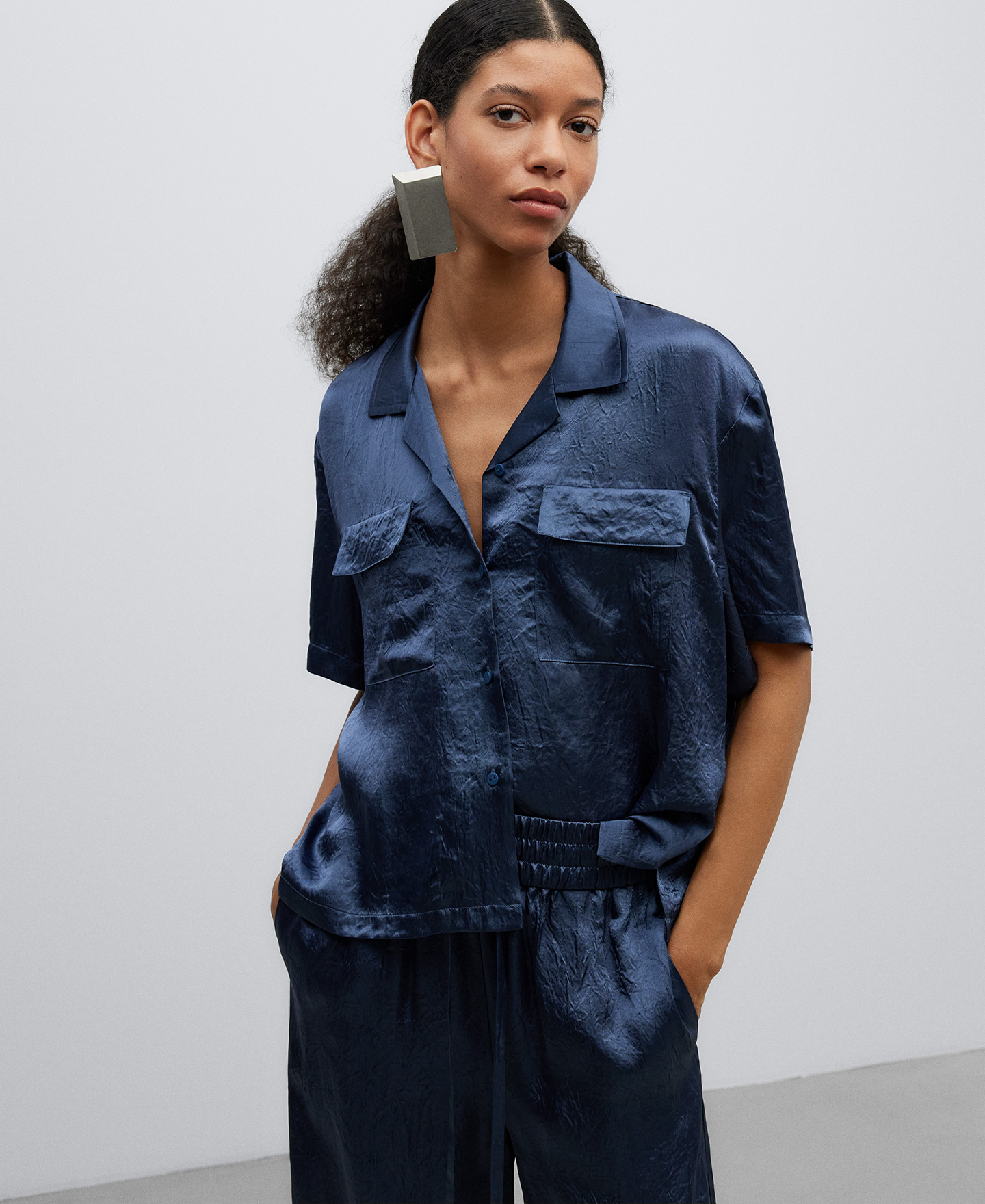 Blue short sleeve shirt woman image number 0