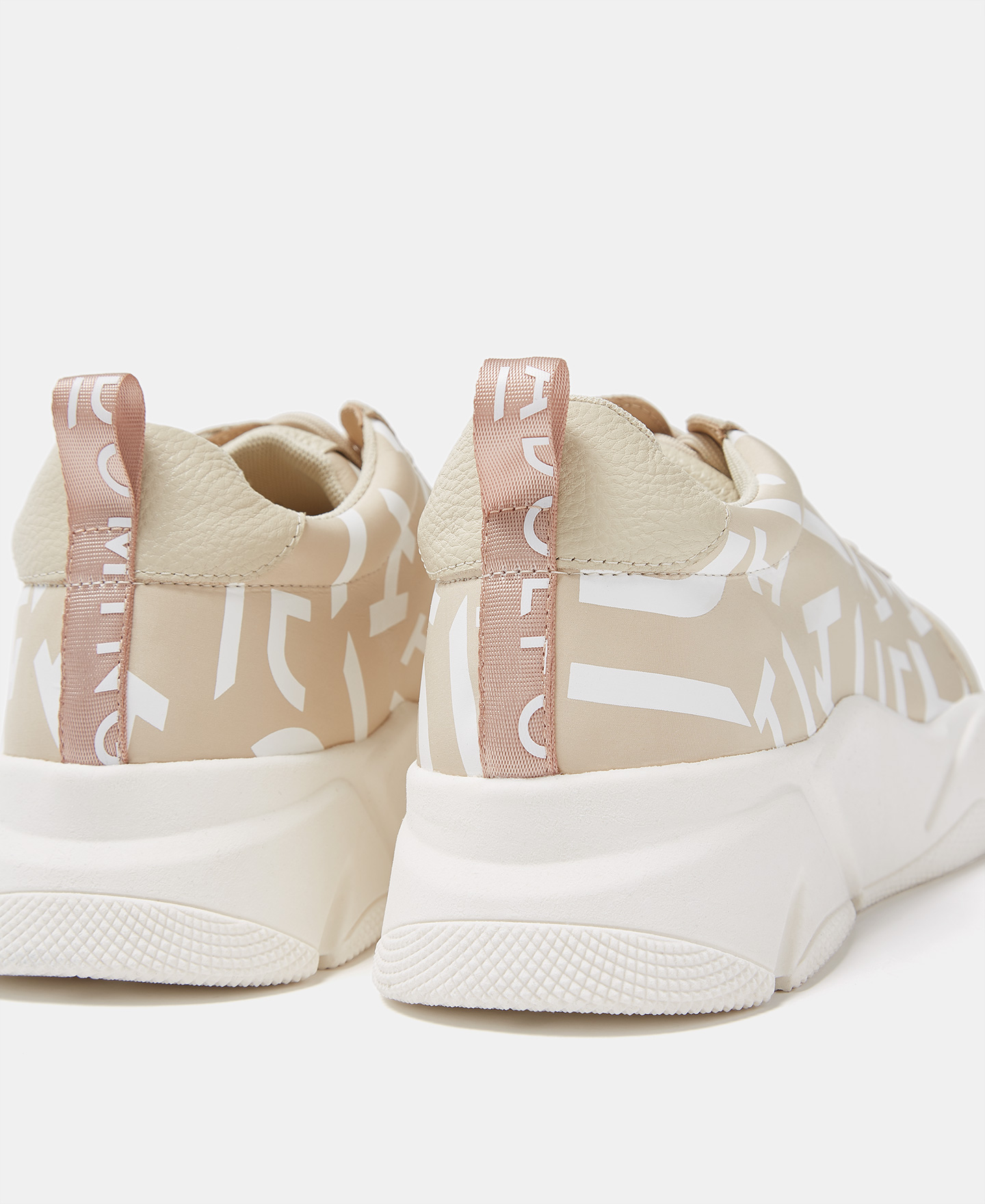 Logotype sneaker image number 2