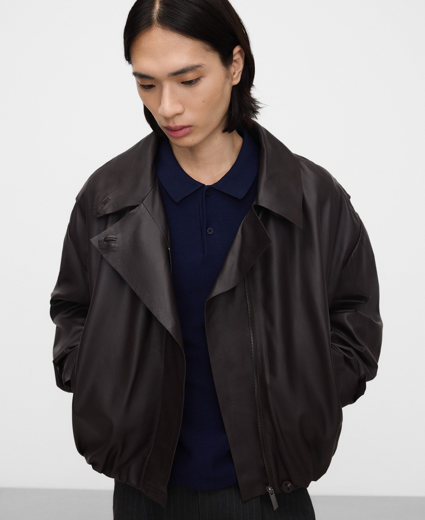 Polo regular fit em malha estruturada image number 0