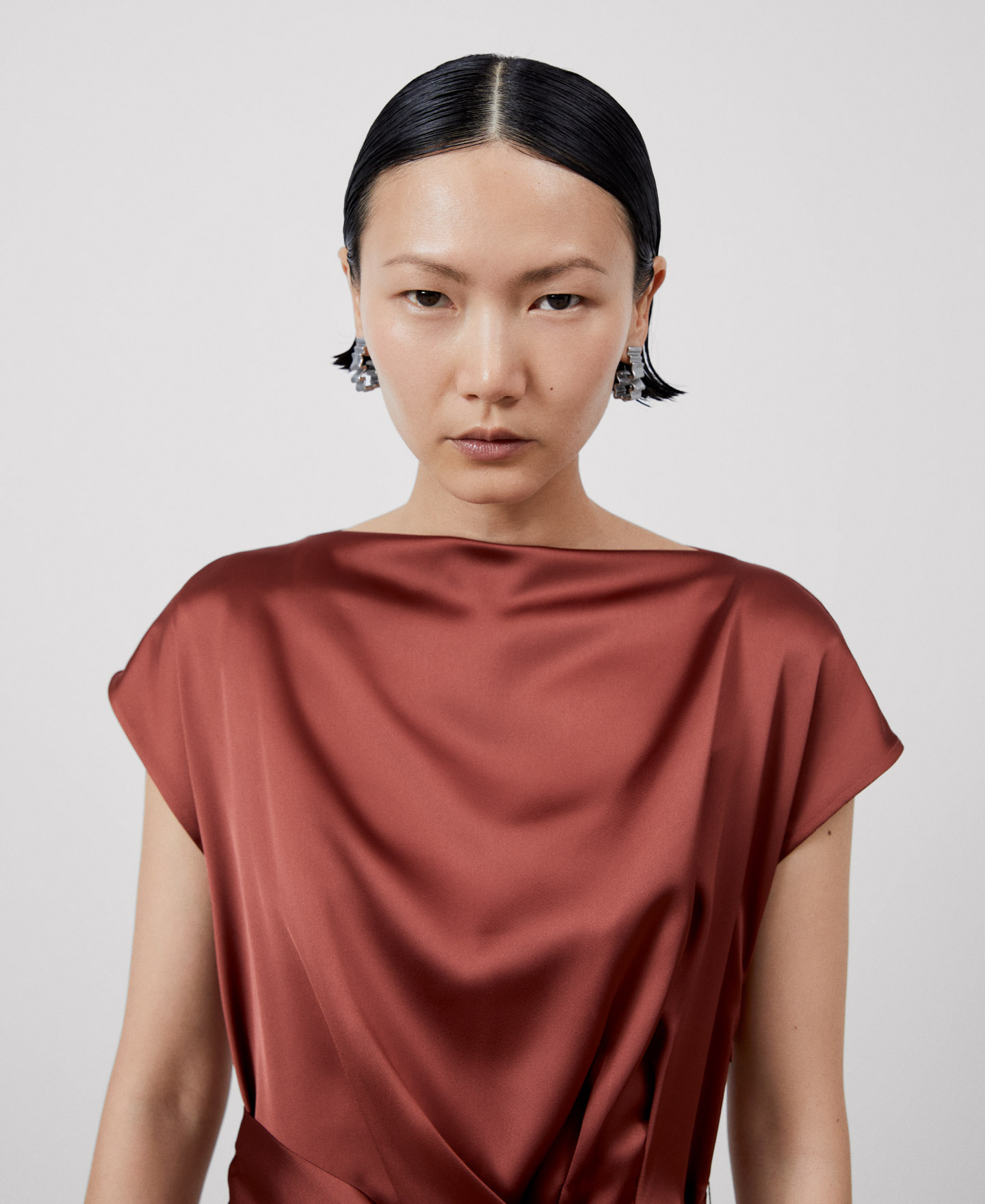 Recyled polyester draped dress image number 3