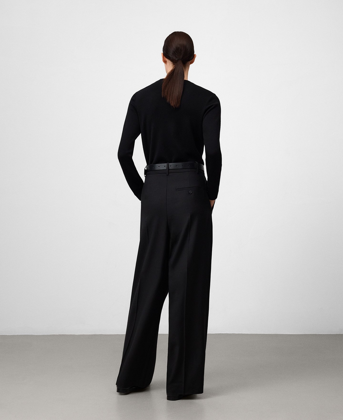 Jersey cuello caja lana merino mujer image number 2