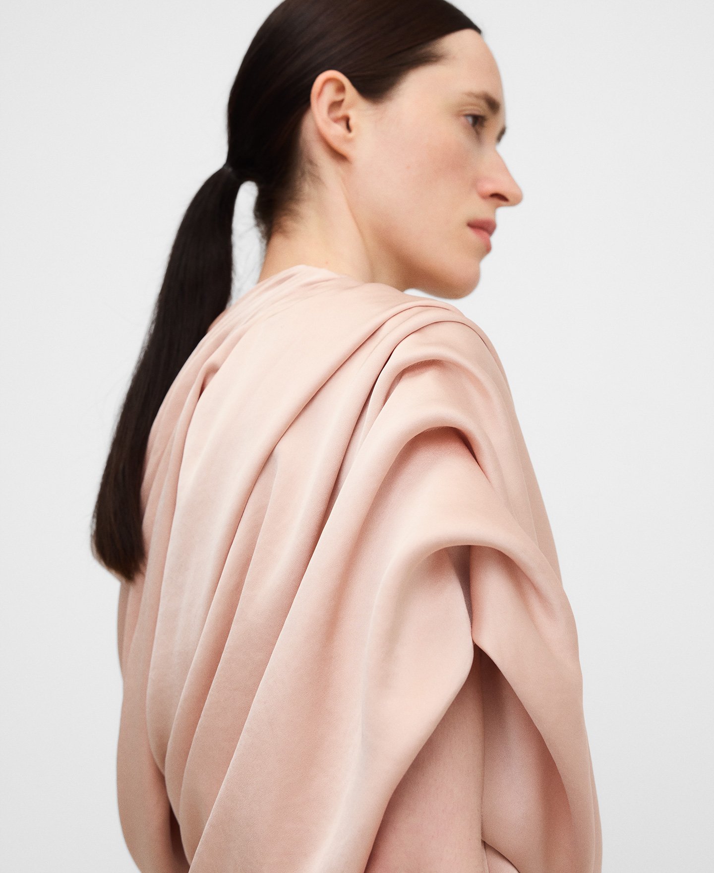 Top satinado drapeado image number 3