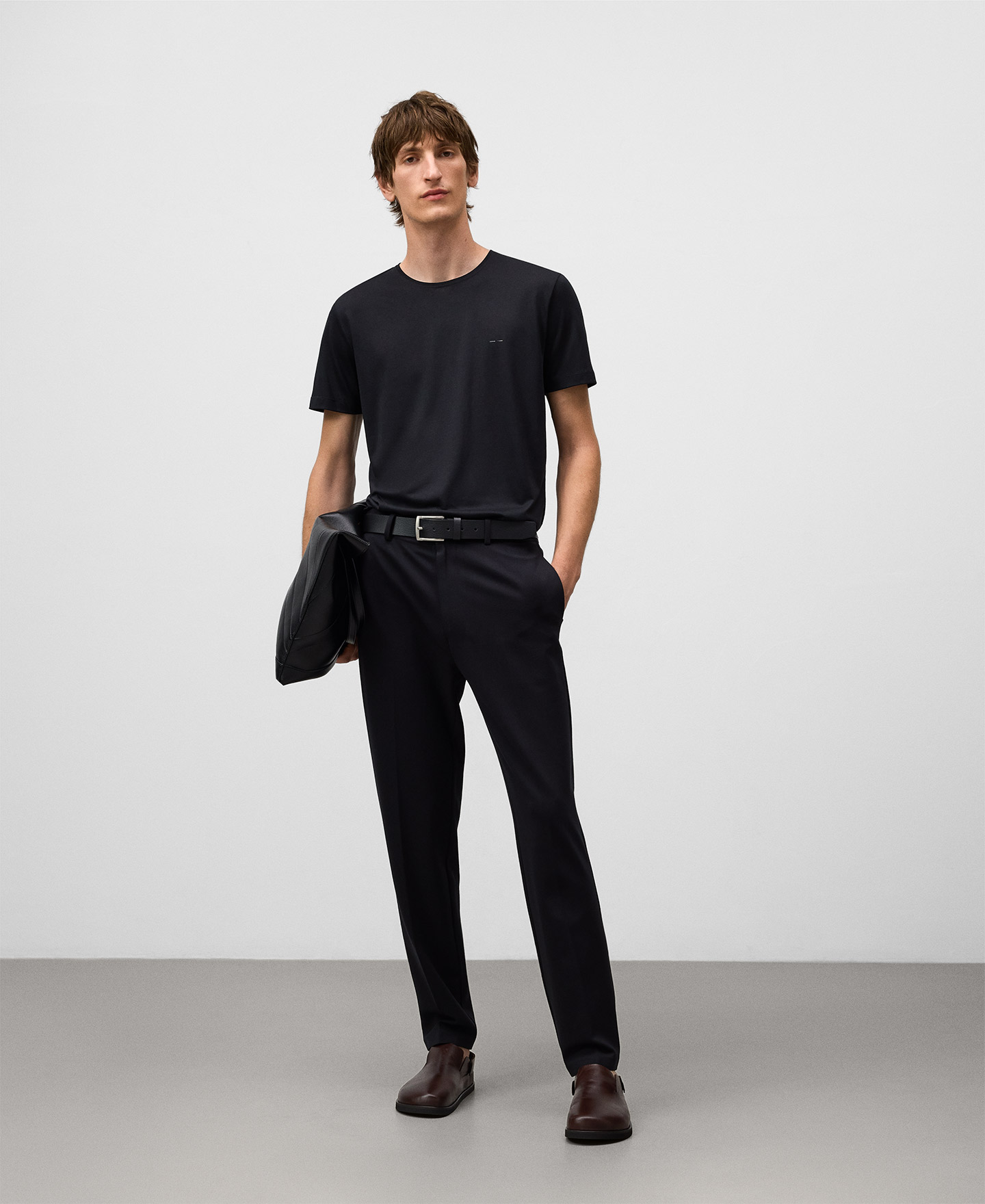 Regular fit short sleeve T-shirt man image number 1