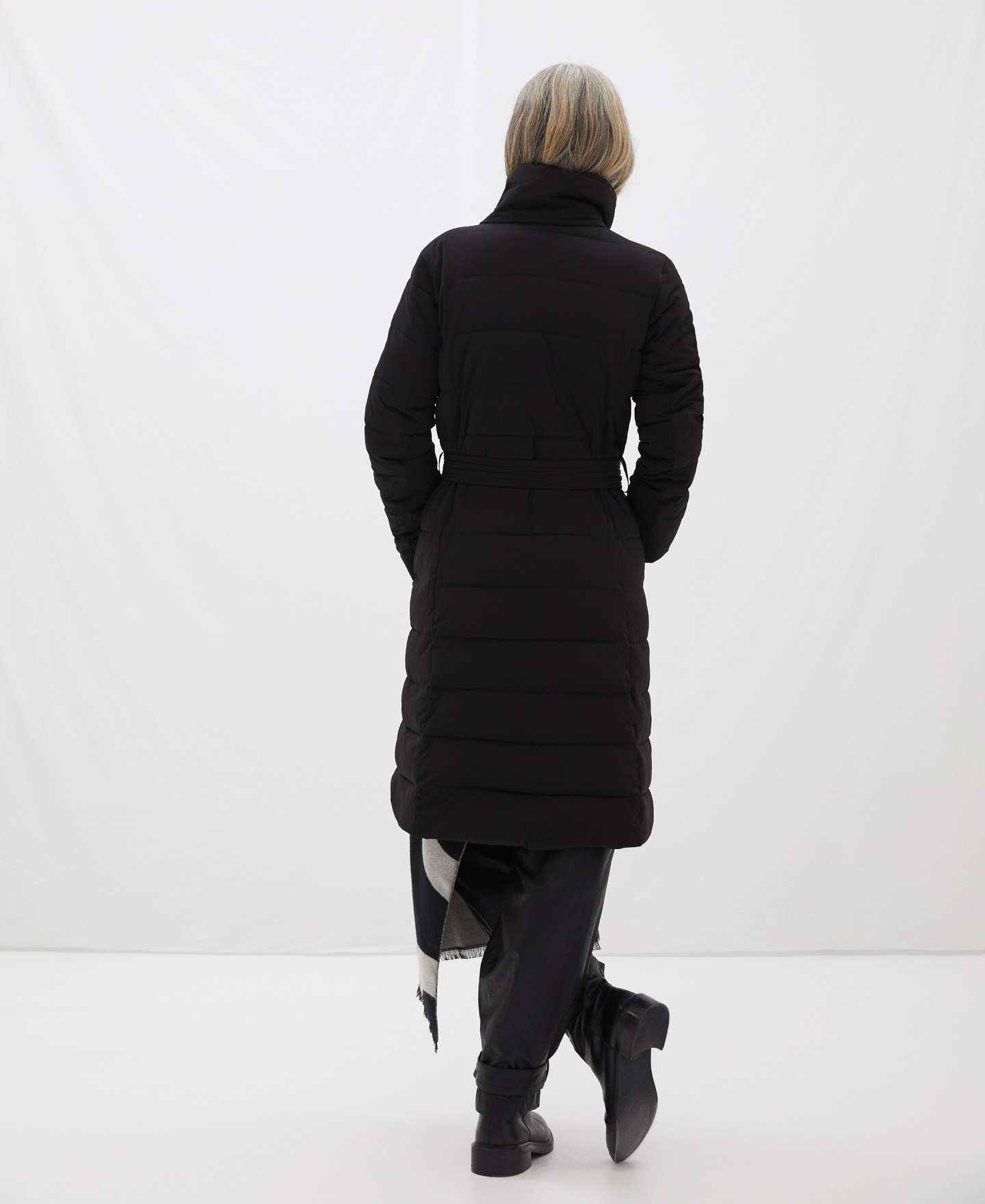 Nylon padded jacket image number 2
