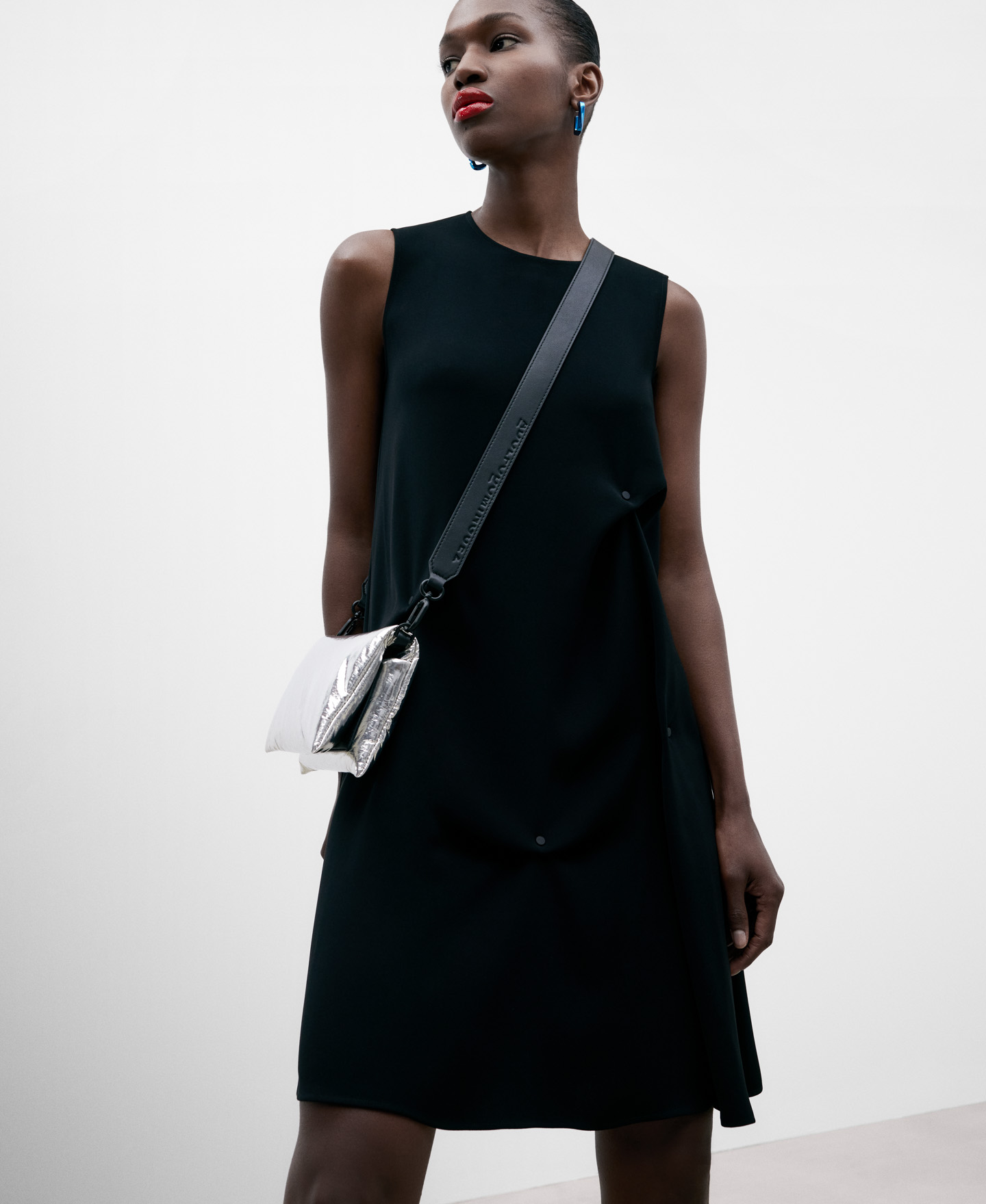 Silver padded mini shoulder bag image number 5