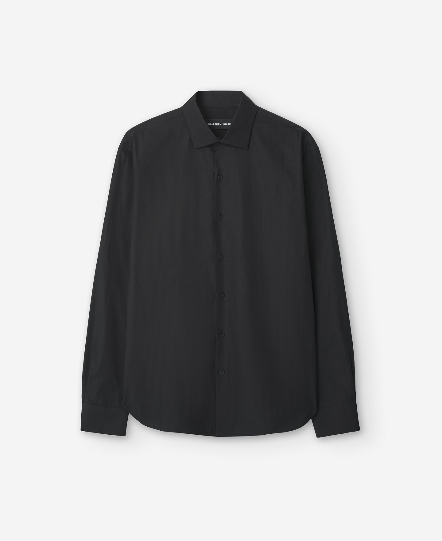 Camisa slim fit de algodón negra image number 4