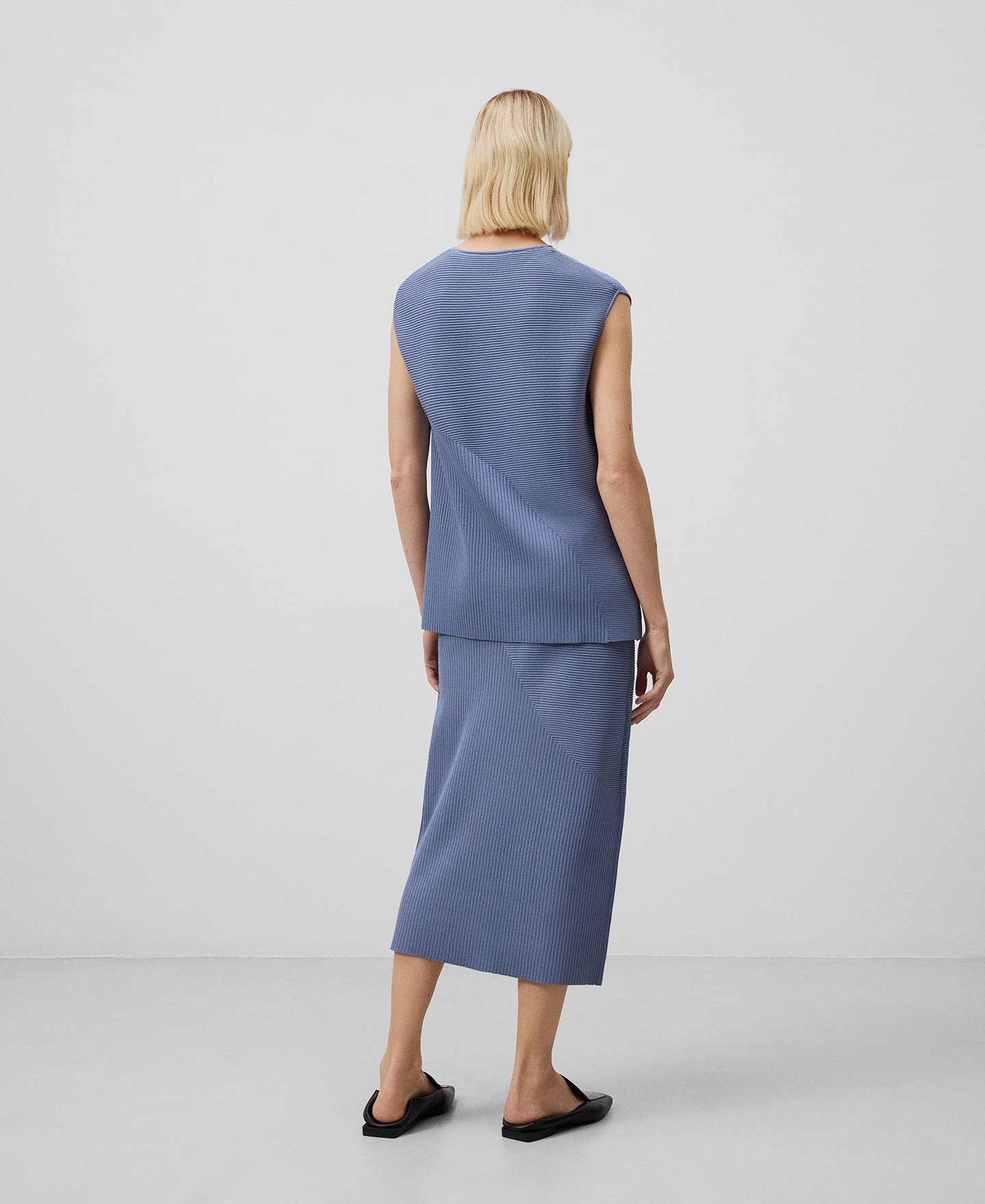 Ribbed midi skirt woman image number 2
