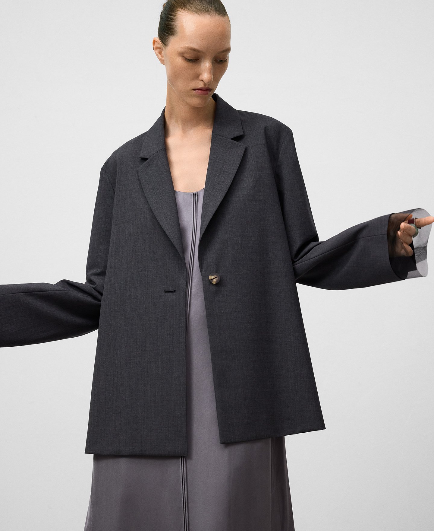 Blazer cruzado nas costas para mulher image number 0