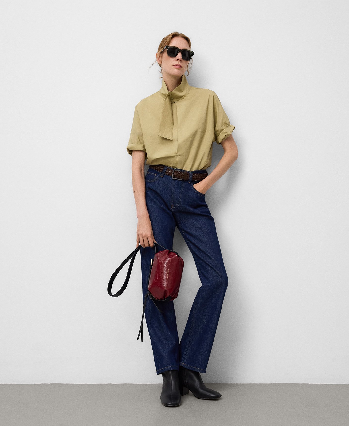 Doce small crossbody woman image number 4
