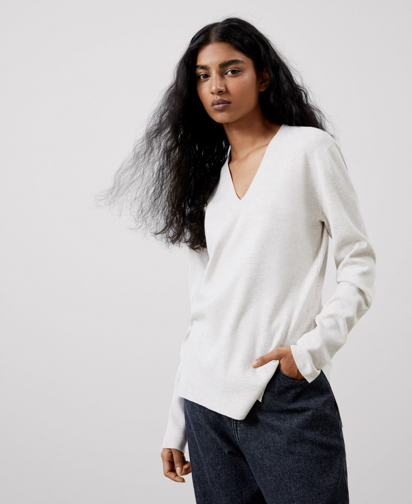 V-neck viscose sweater image number 0