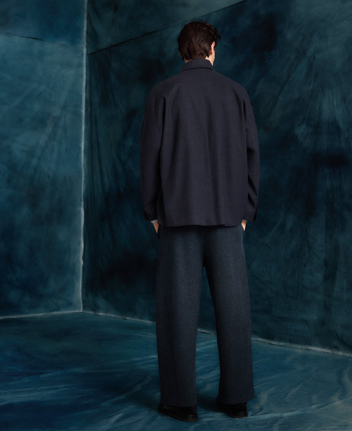 Knit barrel fit trousers man image number 2