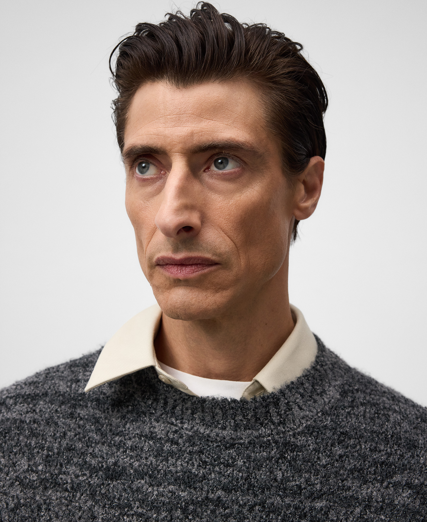 Crew collar melange knit sweater man image number 5