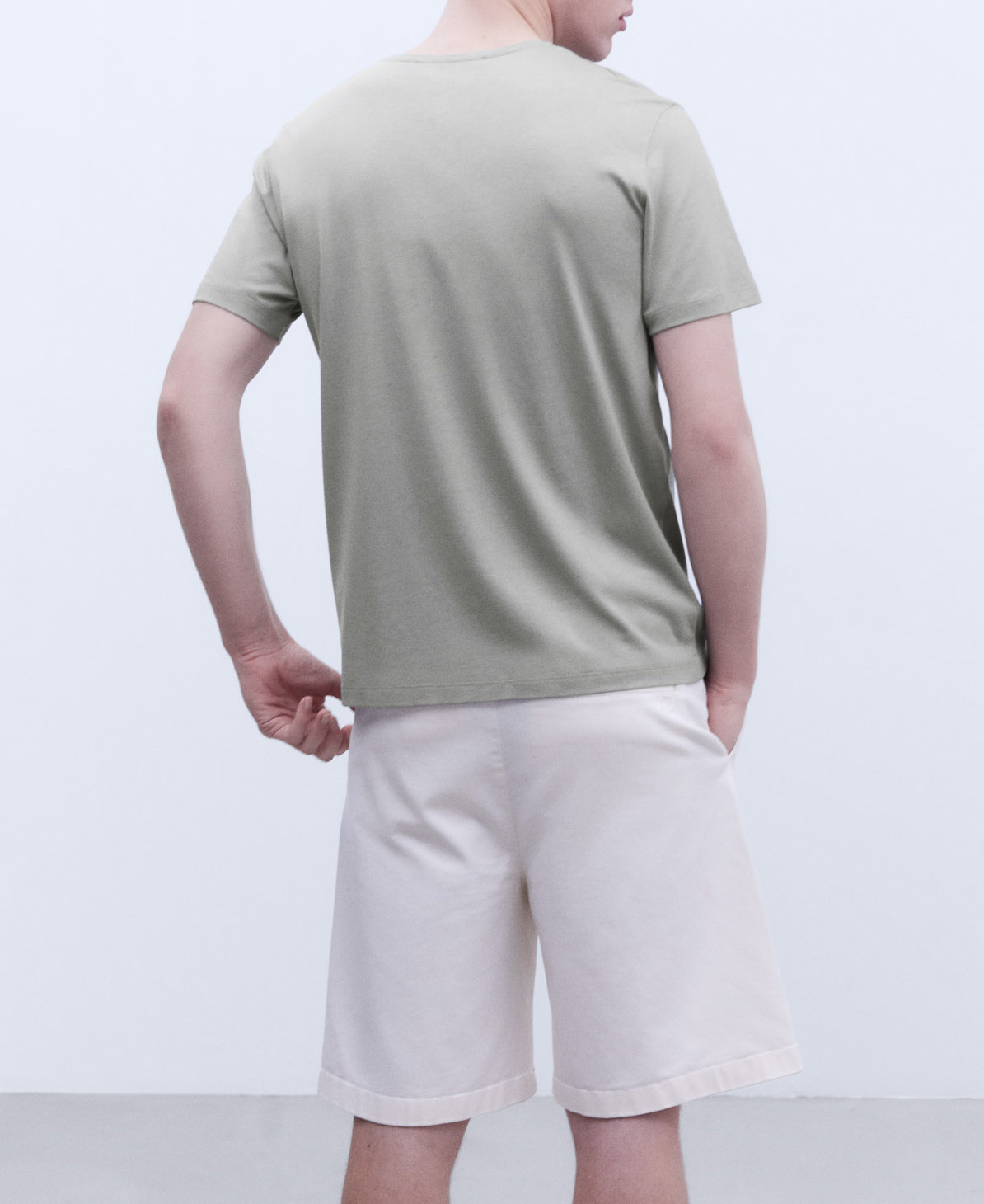 Camiseta regular fit en lyocell algodón image number 2
